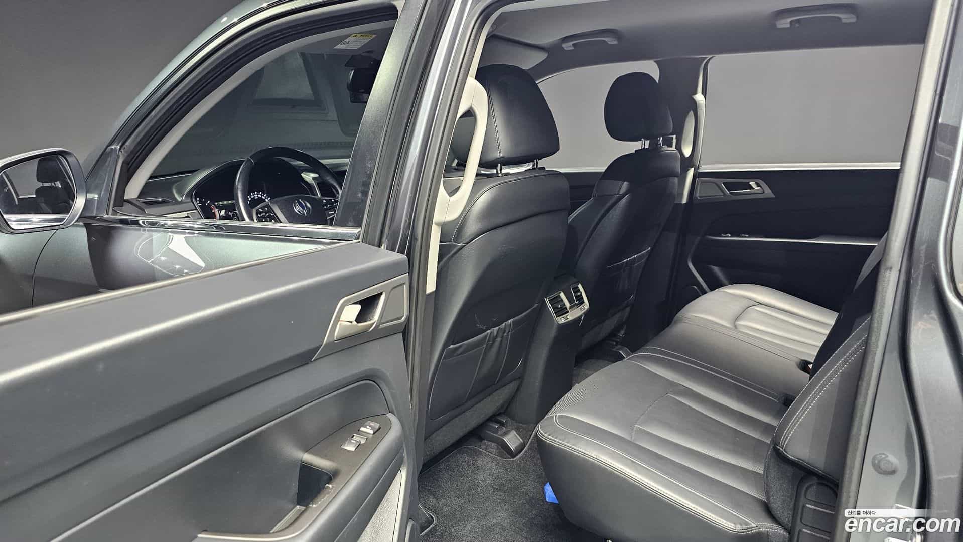 Rexton KG Mobility 2018.3-OPTION-021
