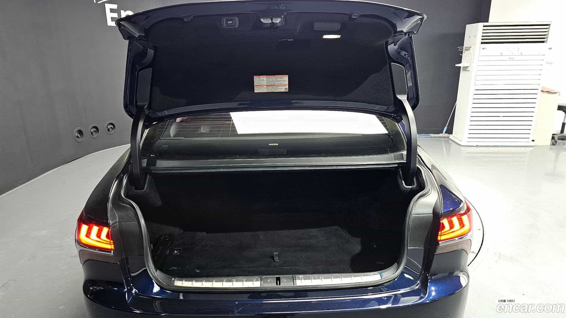 LS Lexus 2019.1-OPTION-024
