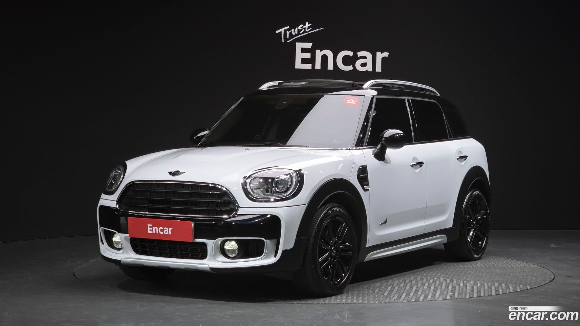 Main__Slider__Photo:Countryman Mini 2017.11-0