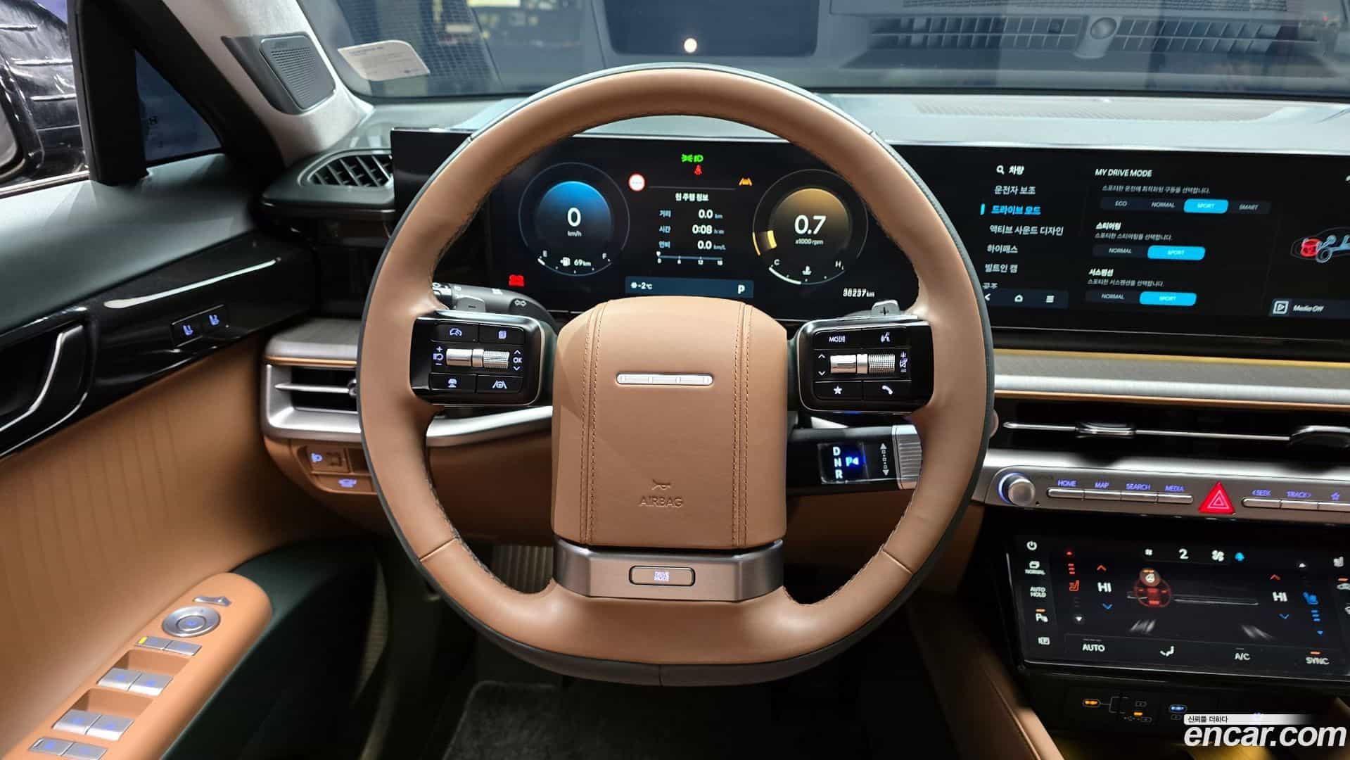Grandeur Hyundai 2023.6-OPTION-018