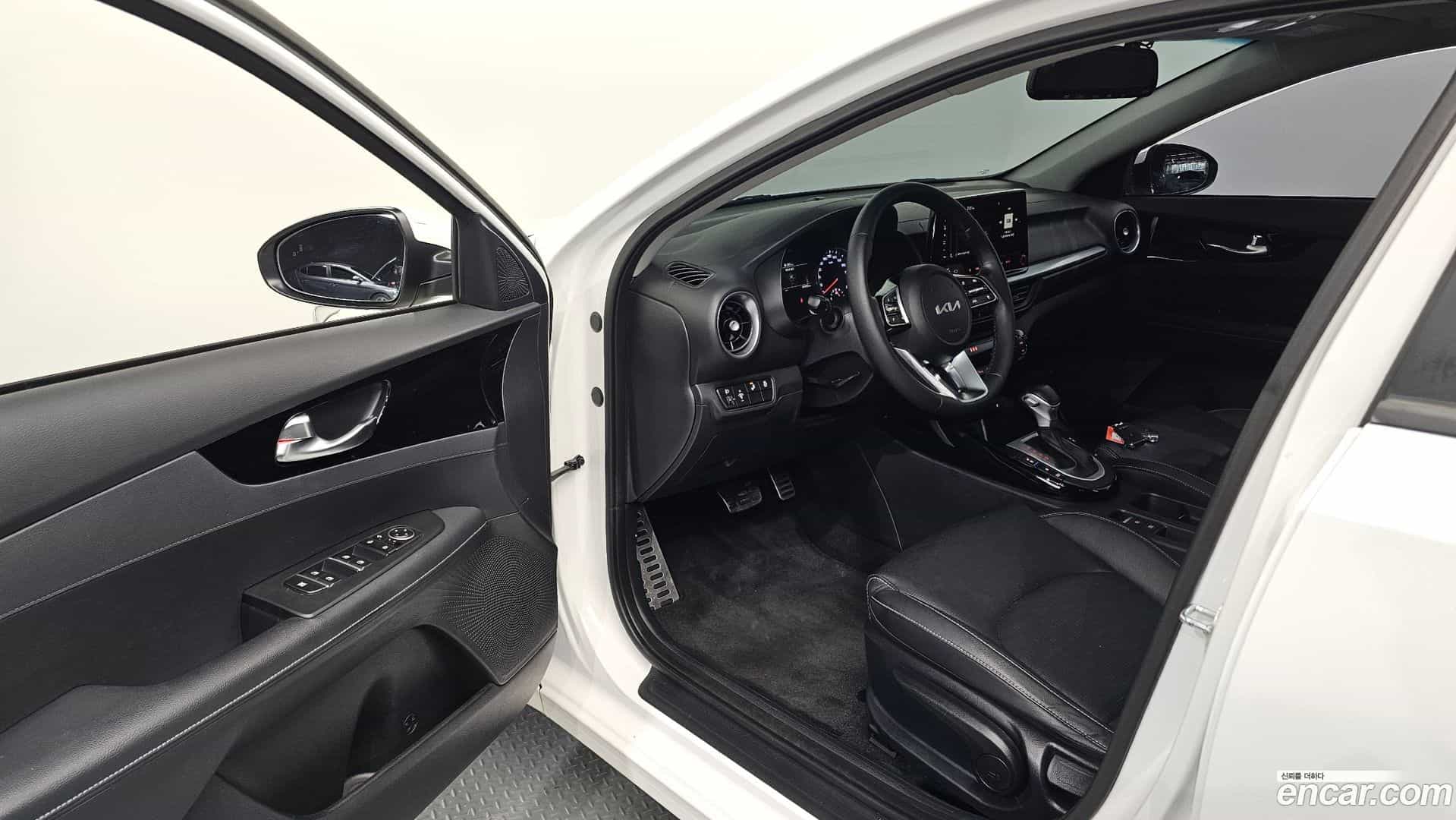 K3 Kia 2023.5-INNER-010