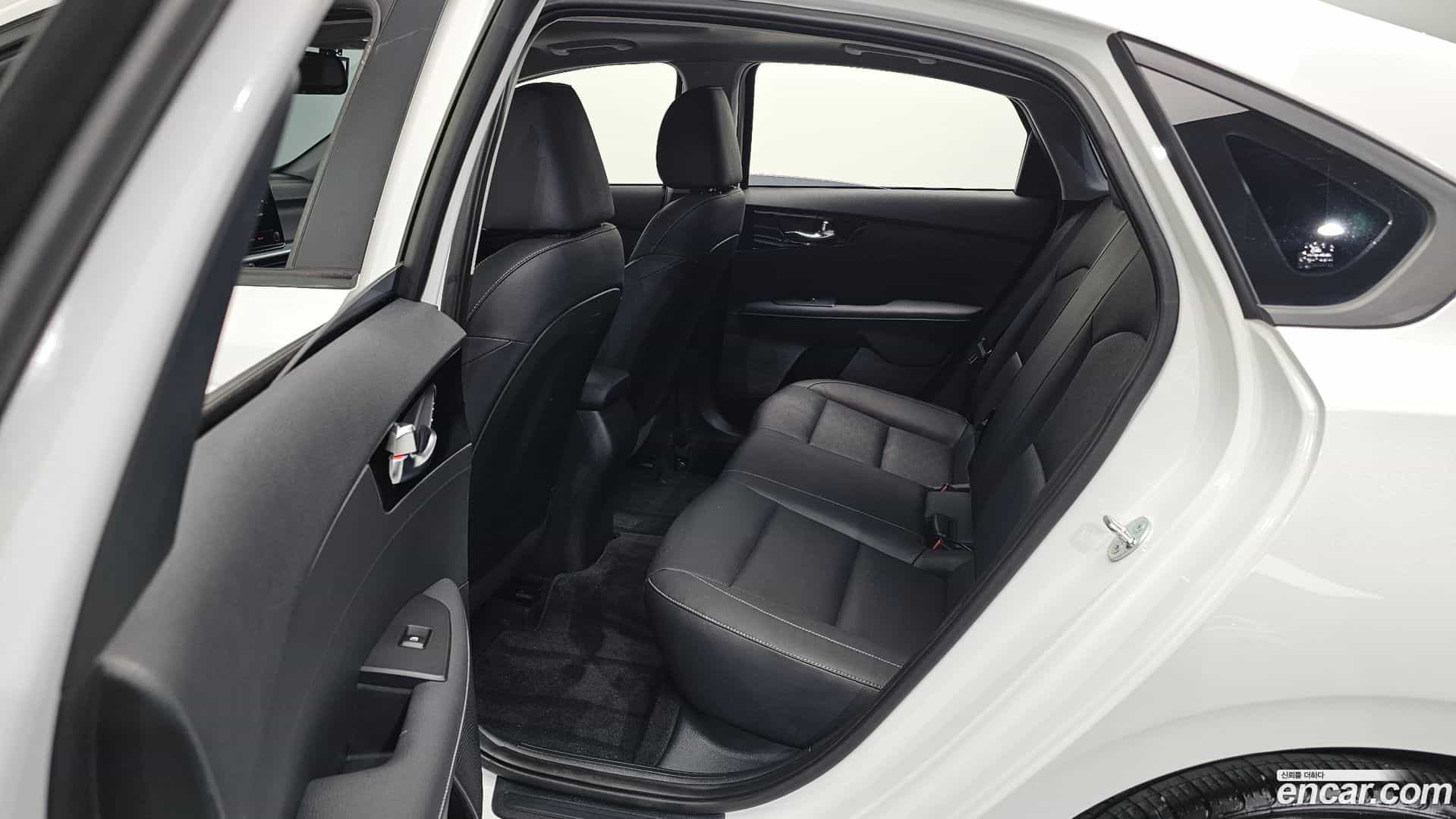 K3 Kia 2023.5-OPTION-015