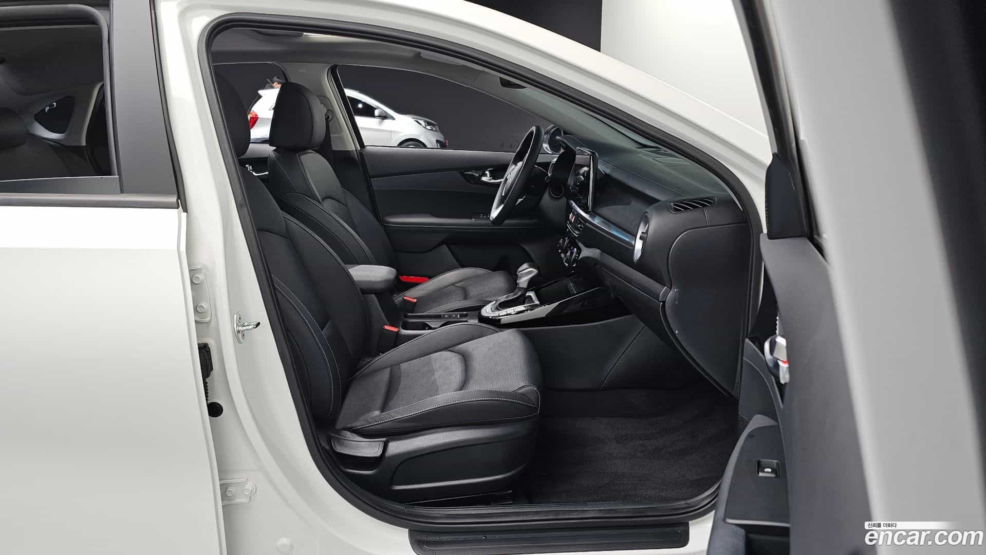 K3 Kia 2023.5-OPTION-016