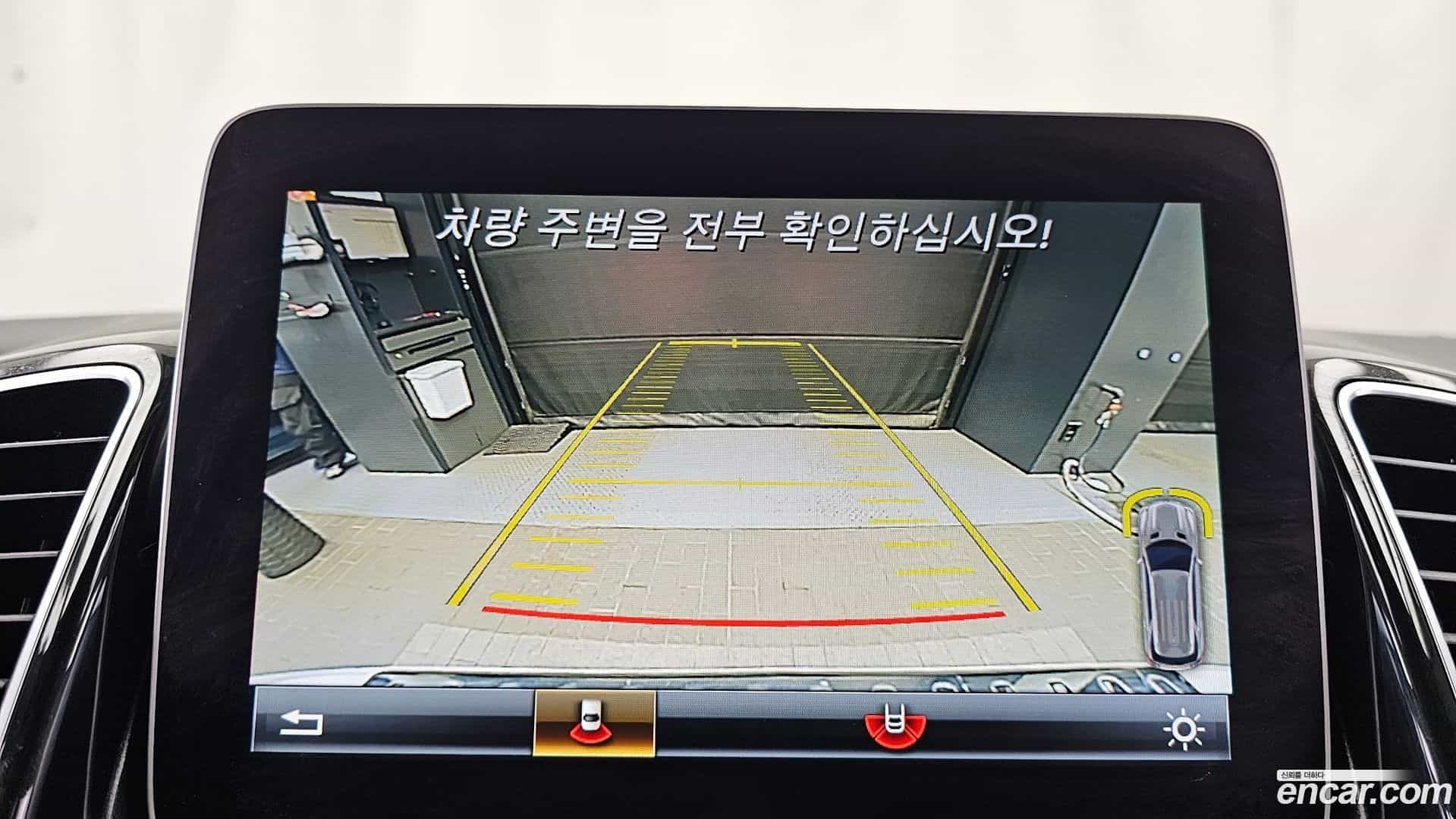 GLE-Class Mercedes-Benz 2018.9-OPTION-019
