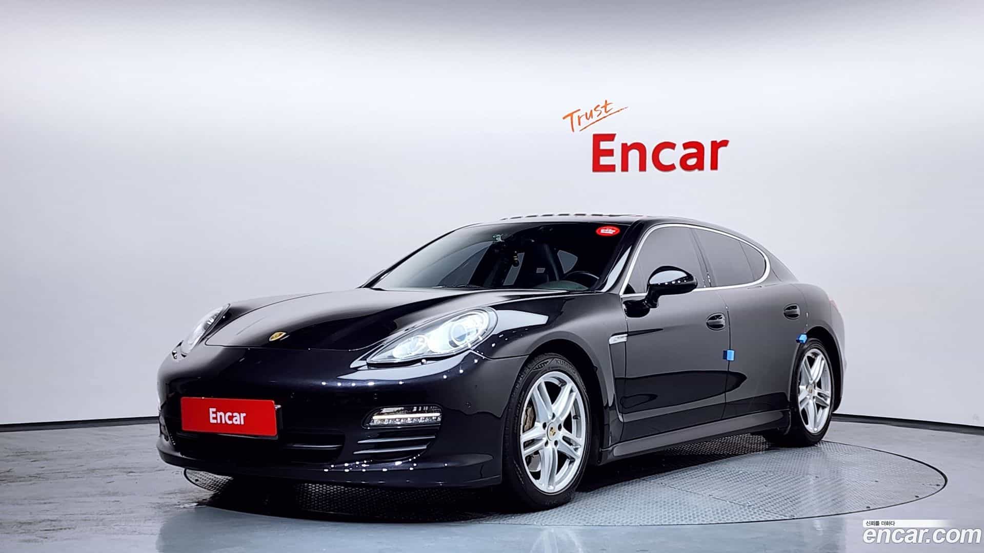 Panamera Porsche 2011.8-OUTER-001