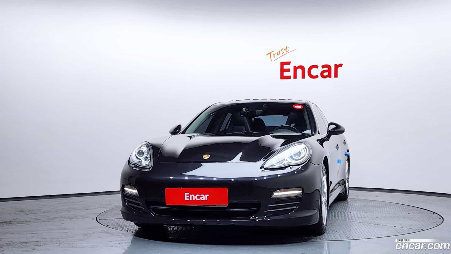 Panamera Porsche 2011.8-OUTER-003