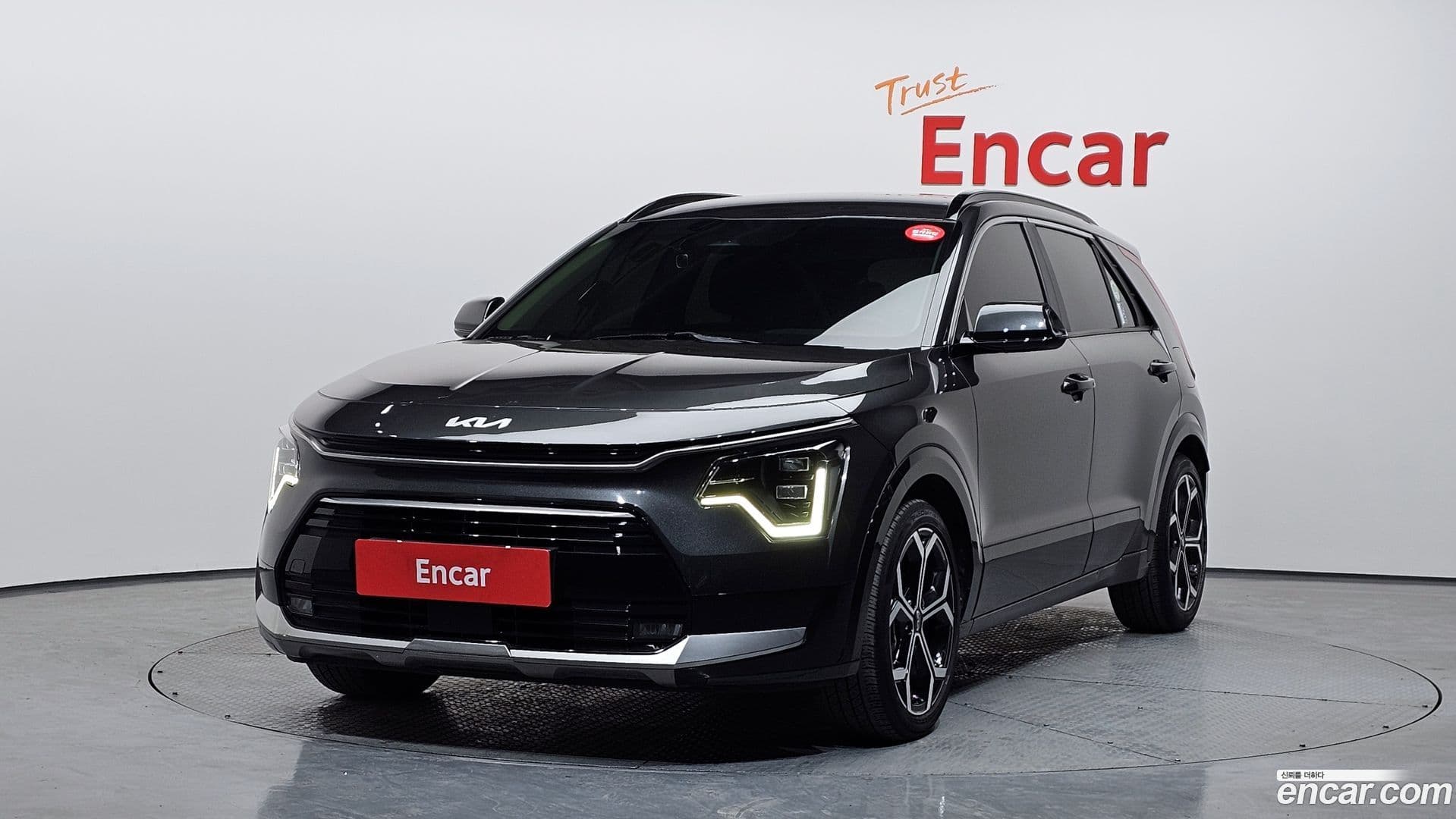 Main__Slider__Photo:Niro Kia 2022.3-0