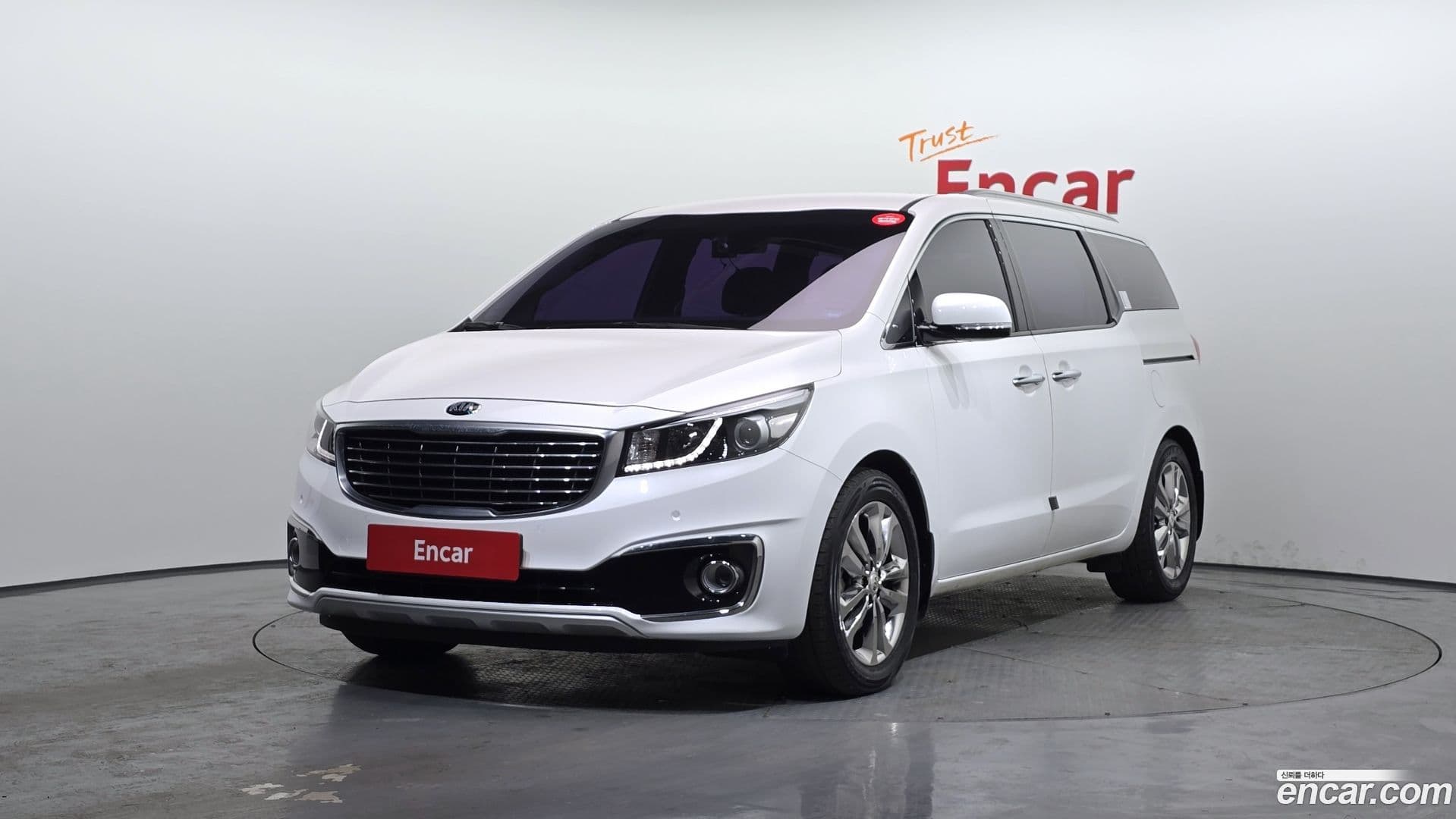 Main__Slider__Photo:Canival Kia 2015.4-0