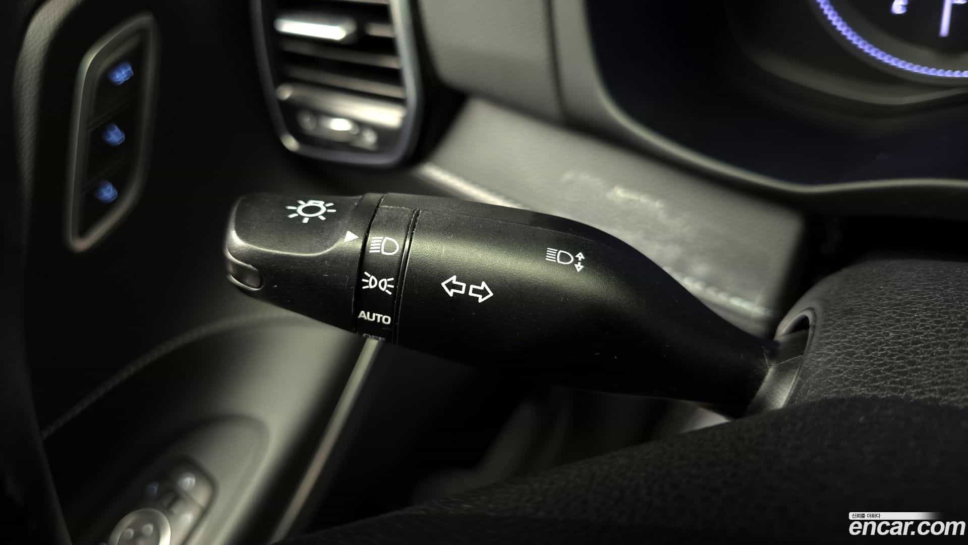 Grandeur Hyundai 2017.0-OPTION-019