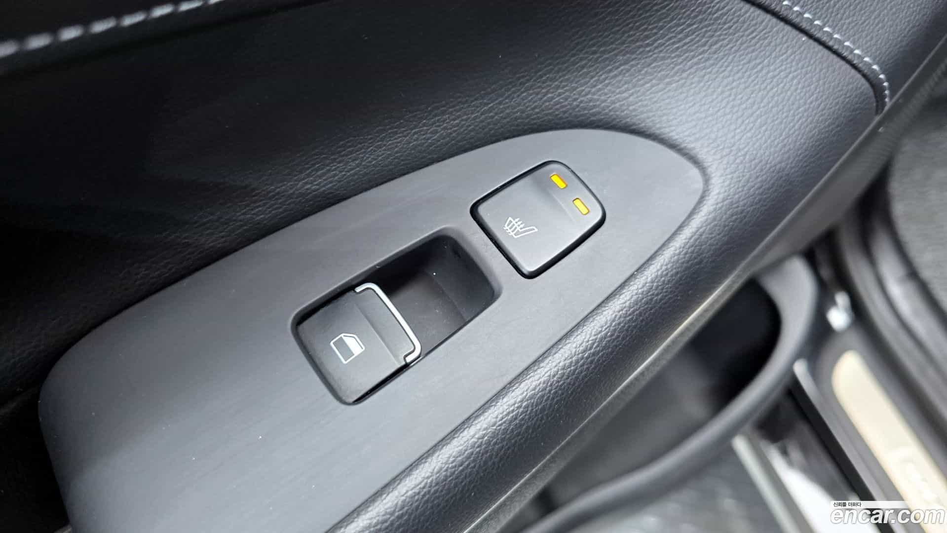 Grandeur Hyundai 2017.0-OPTION-023