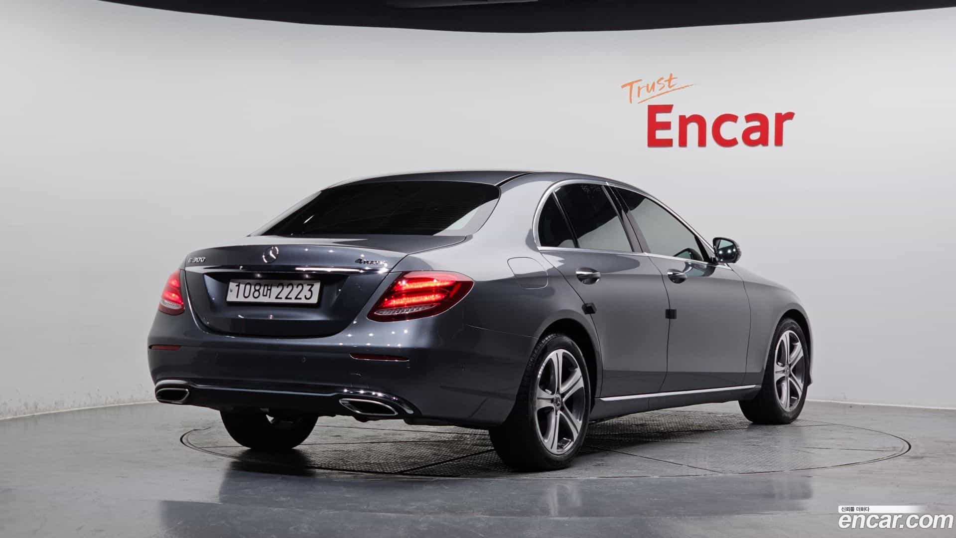 E-Class Mercedes-Benz 2017.6-OUTER-002