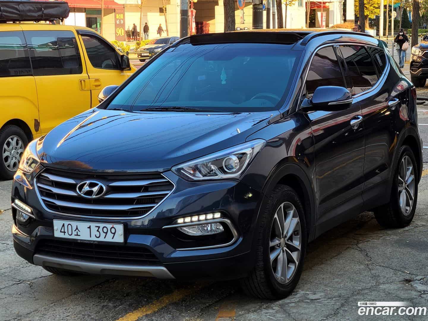 Santafe Hyundai 2017.2-OUTER-002