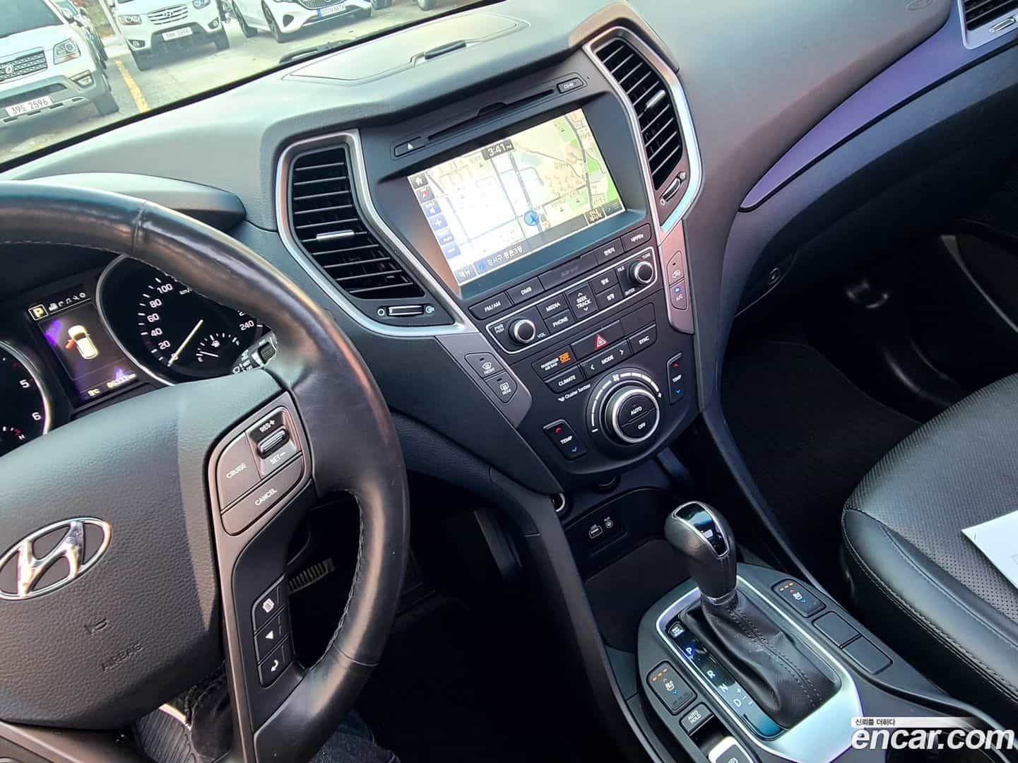 Santafe Hyundai 2017.2-OPTION-016