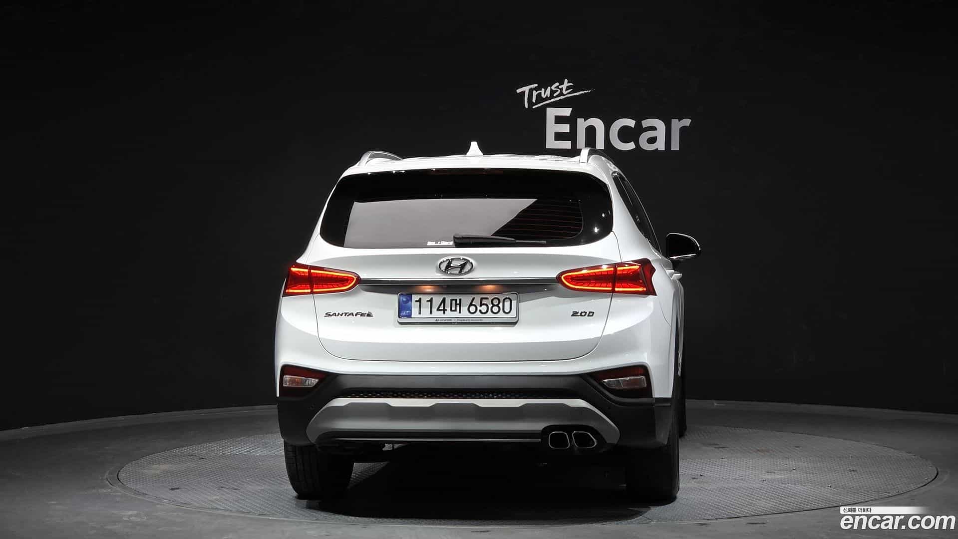 Santafe Hyundai 2019.2-OUTER-004