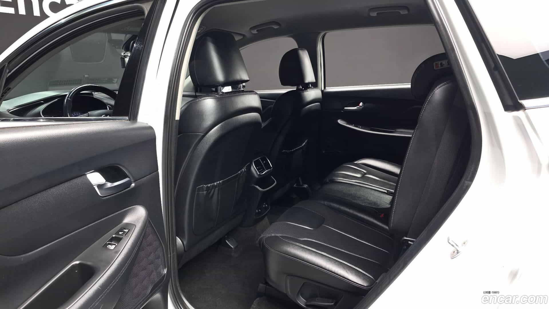 Santafe Hyundai 2019.2-OPTION-016