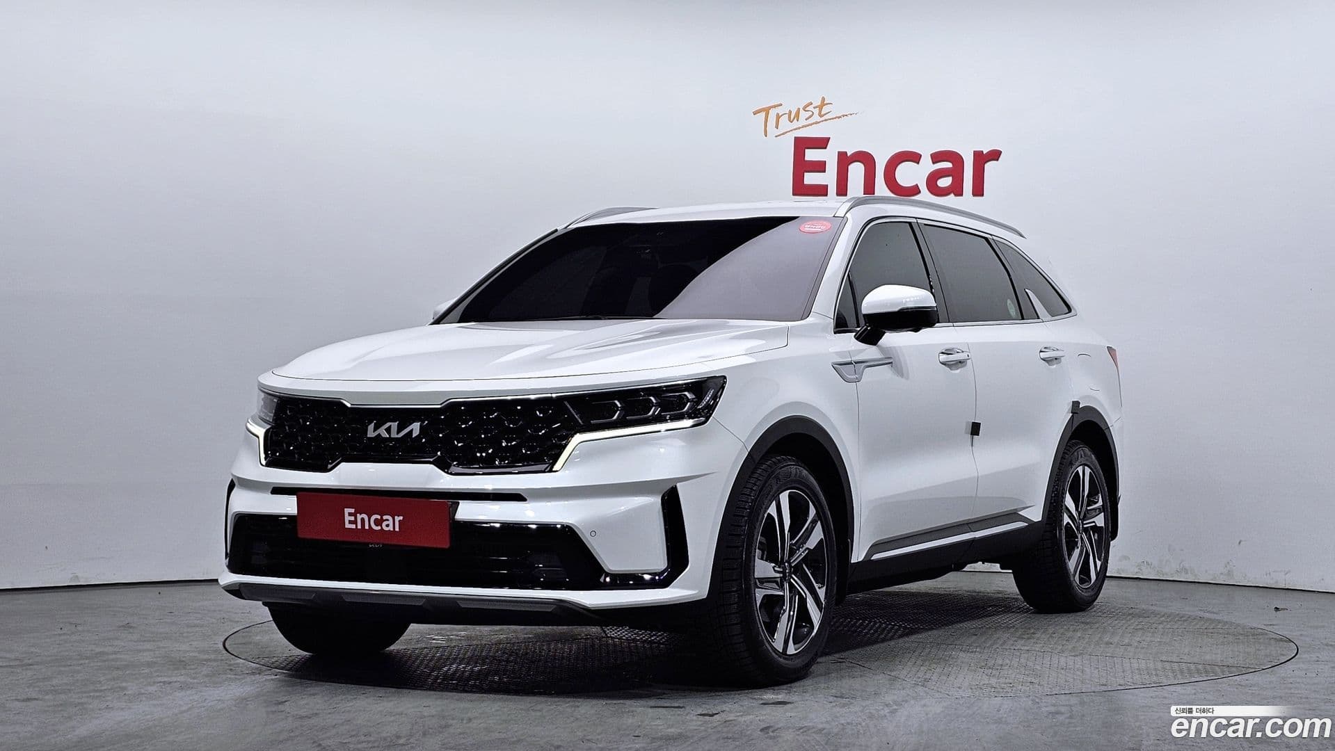 Main__Slider__Photo:Sorento Kia 2023.3-0