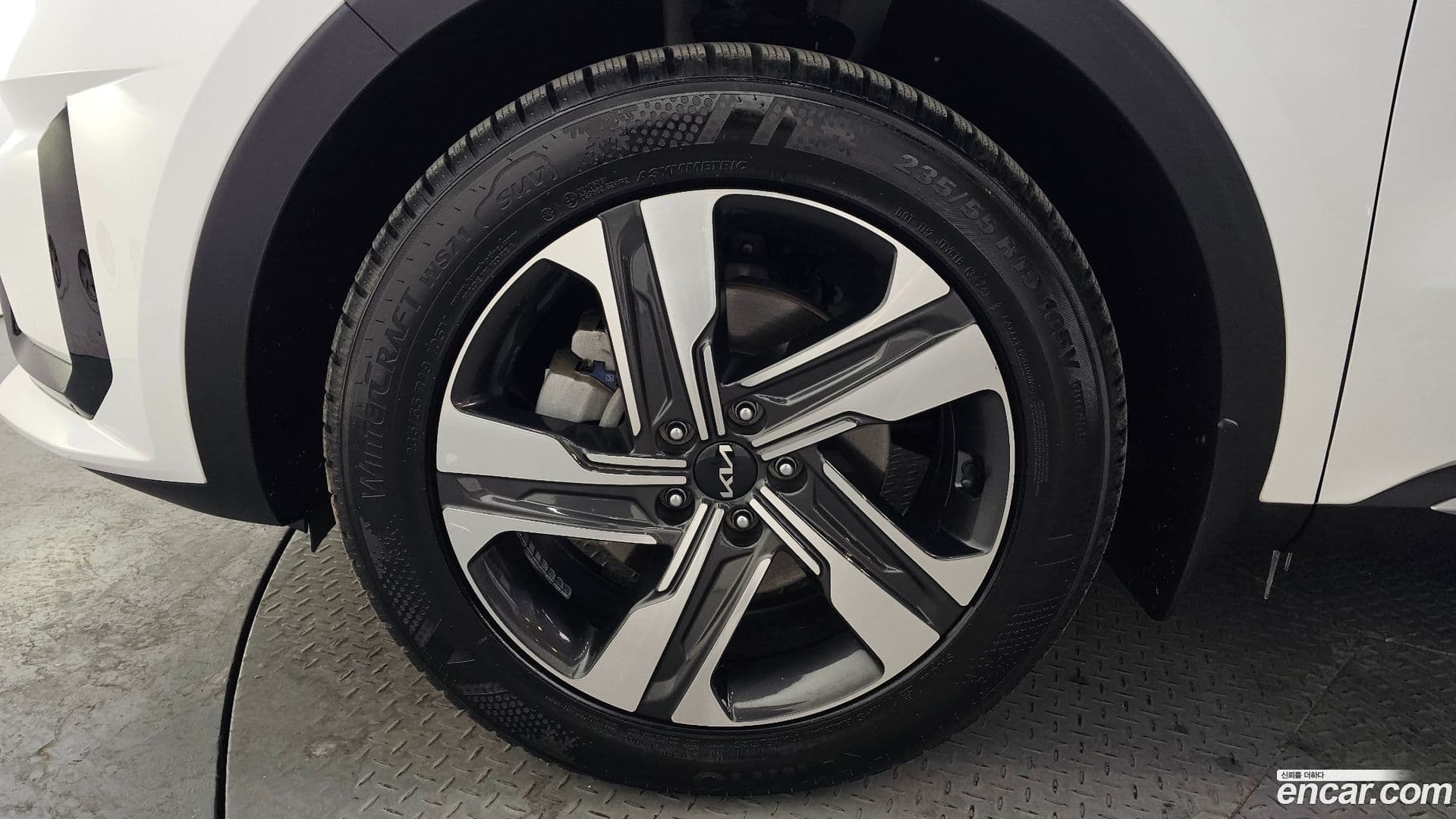 Main__Slider__Photo:Sorento Kia 2023.3-4