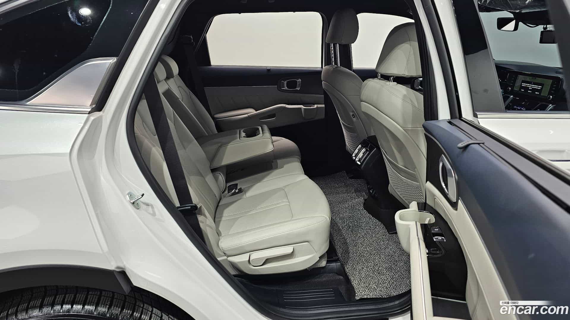 Sorento Kia 2023.3-OPTION-016