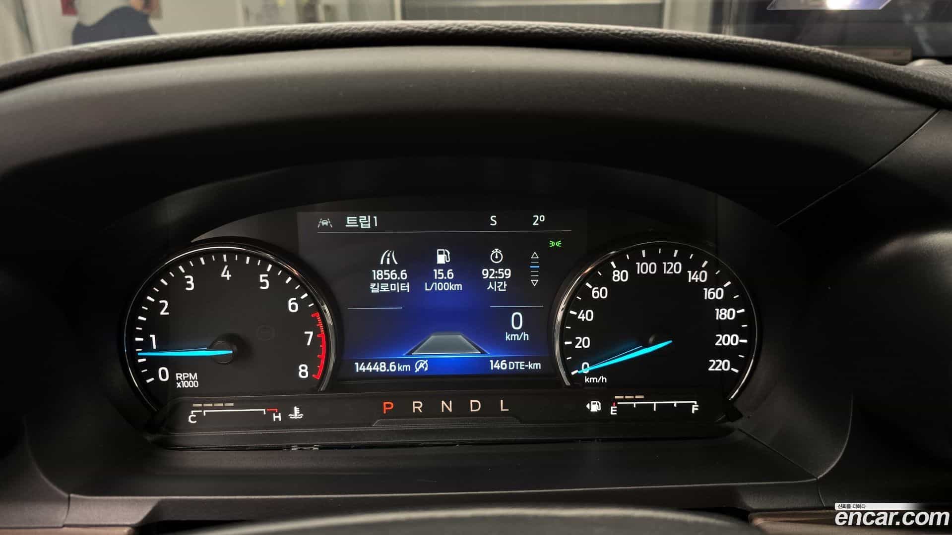 Explorer Ford 2021.1-INNER-008