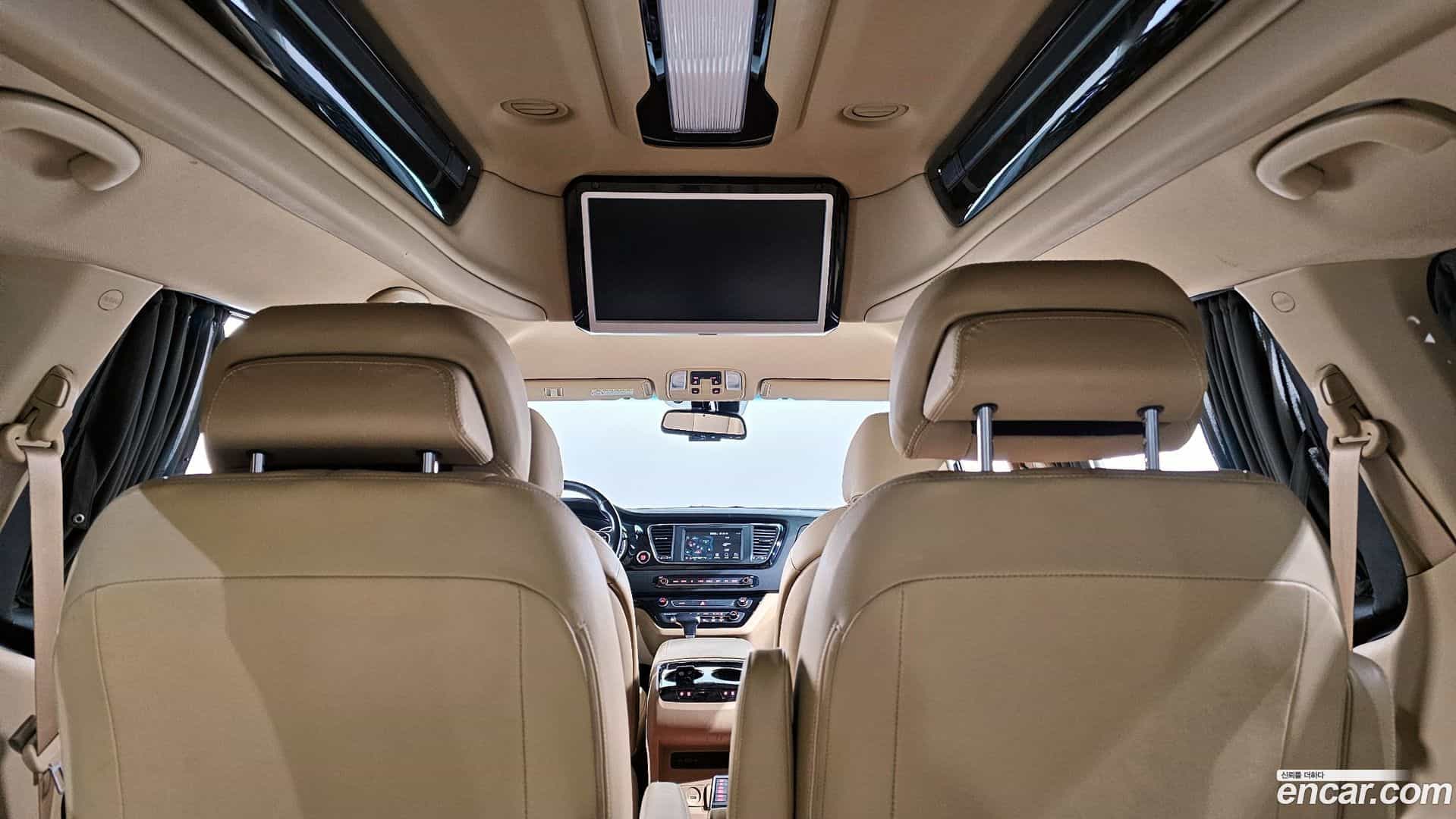 Canival Kia 2019.7-OPTION-024