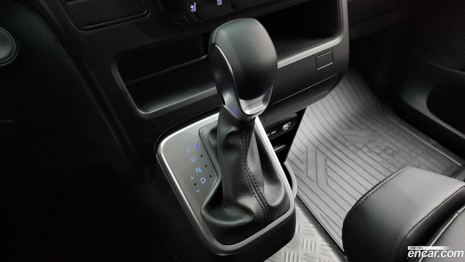 Staria Hyundai 2024.11-INNER-009