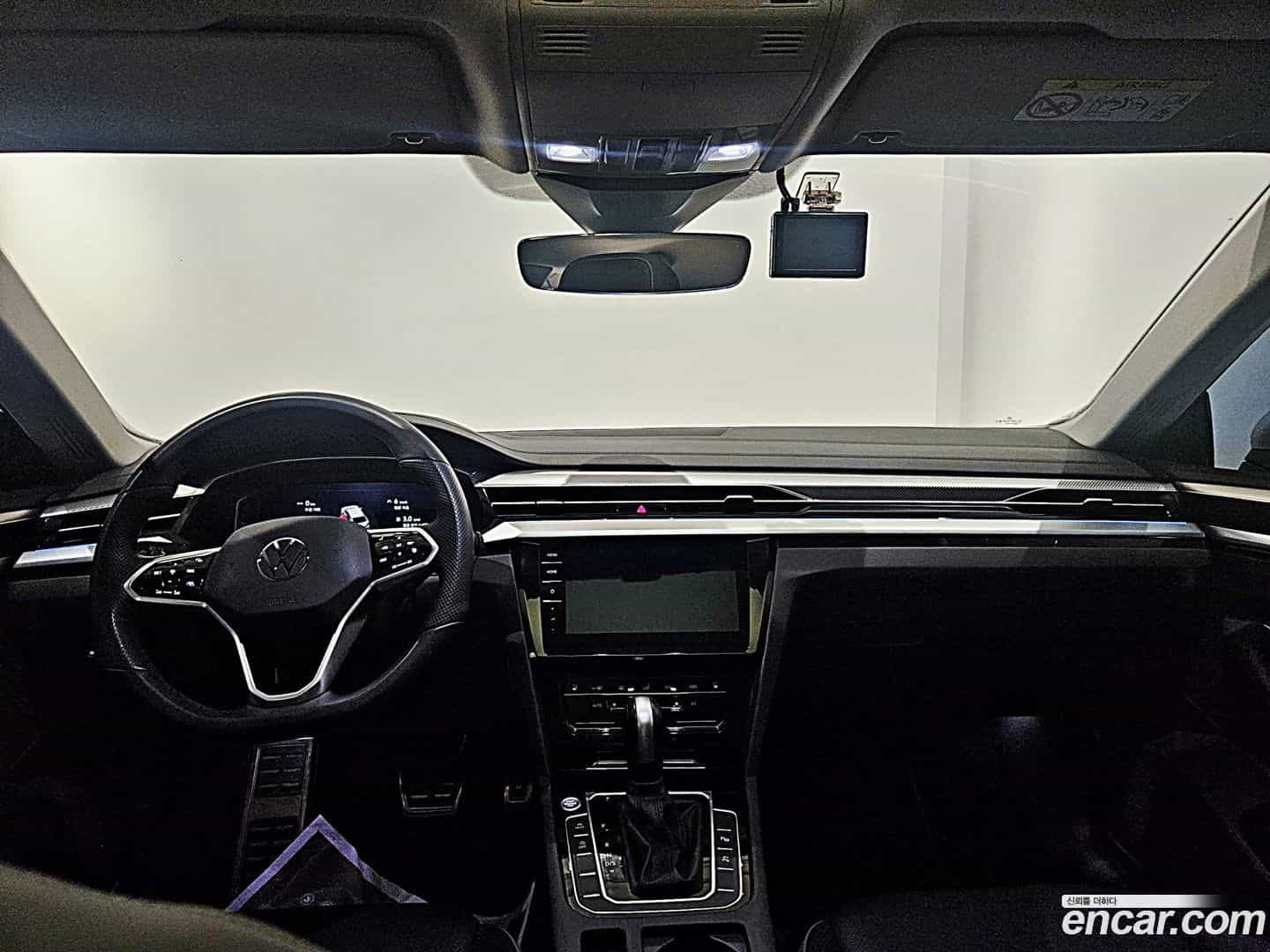 Arteon Volkswagen 2023.10-INNER-007