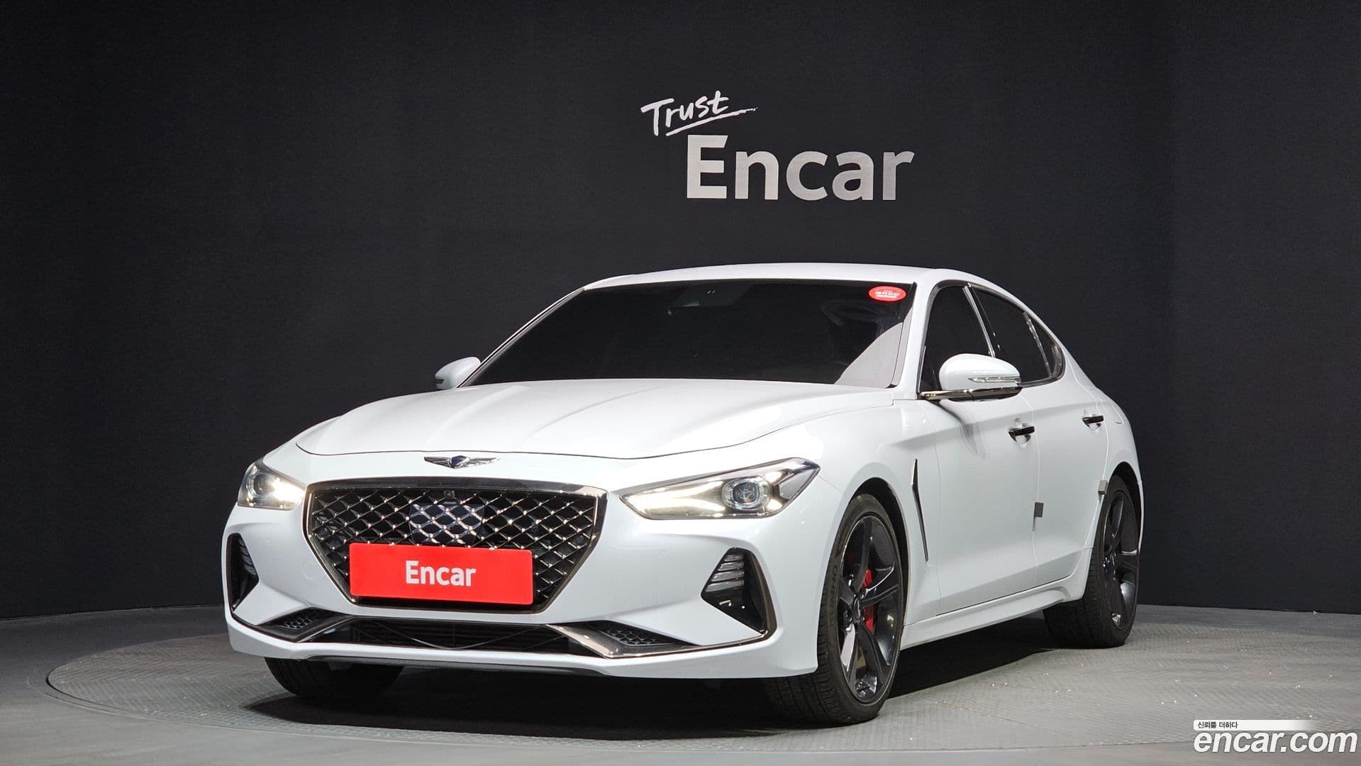 Main__Slider__Photo:G70 Genesis 2019.0-0