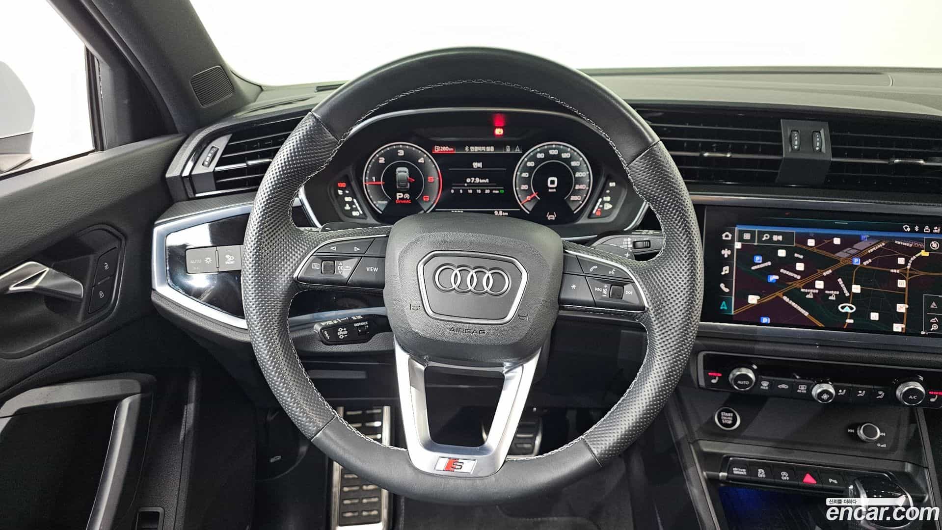 Q3 Audi 2023.11-OPTION-017