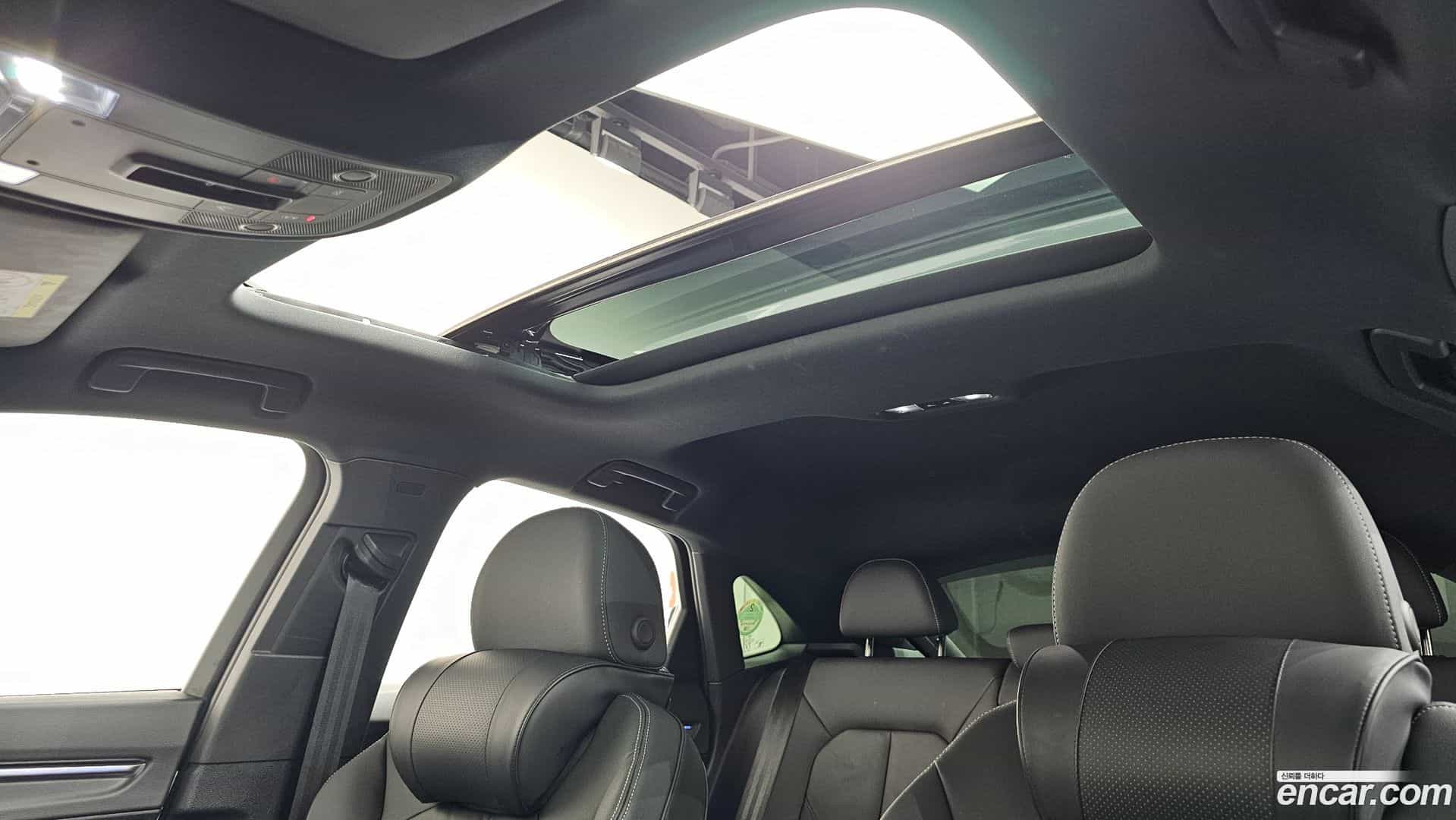 Q3 Audi 2023.11-OPTION-023