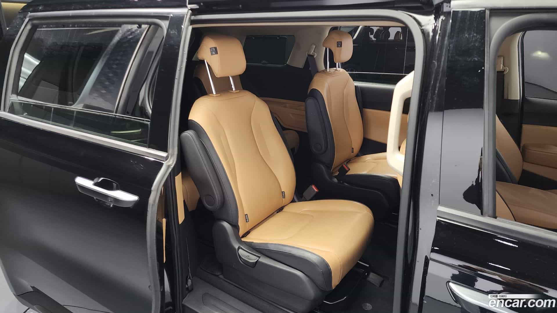 Canival Kia 2023.5-OPTION-016