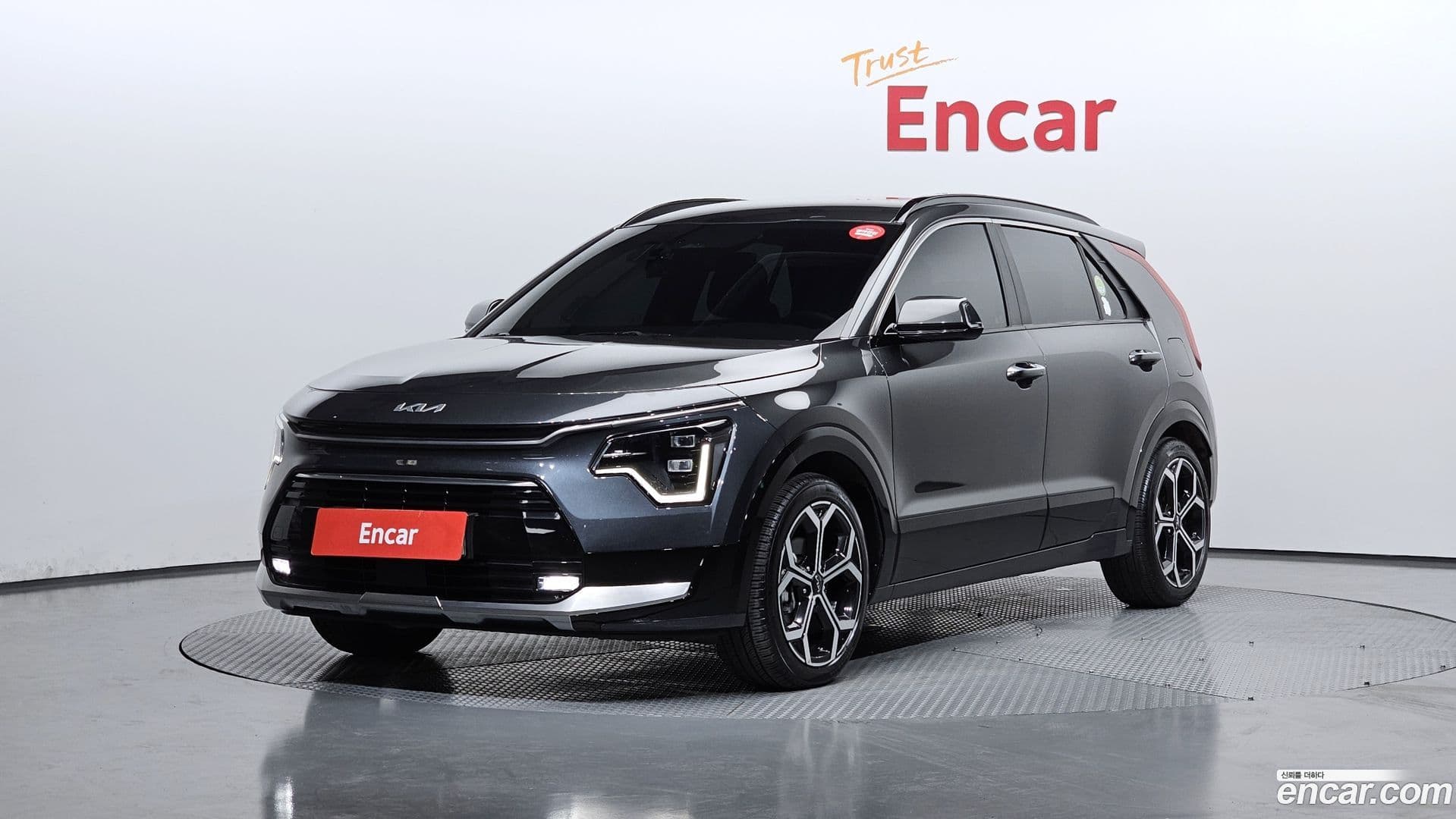Main__Slider__Photo:Niro Kia 2022.11-0