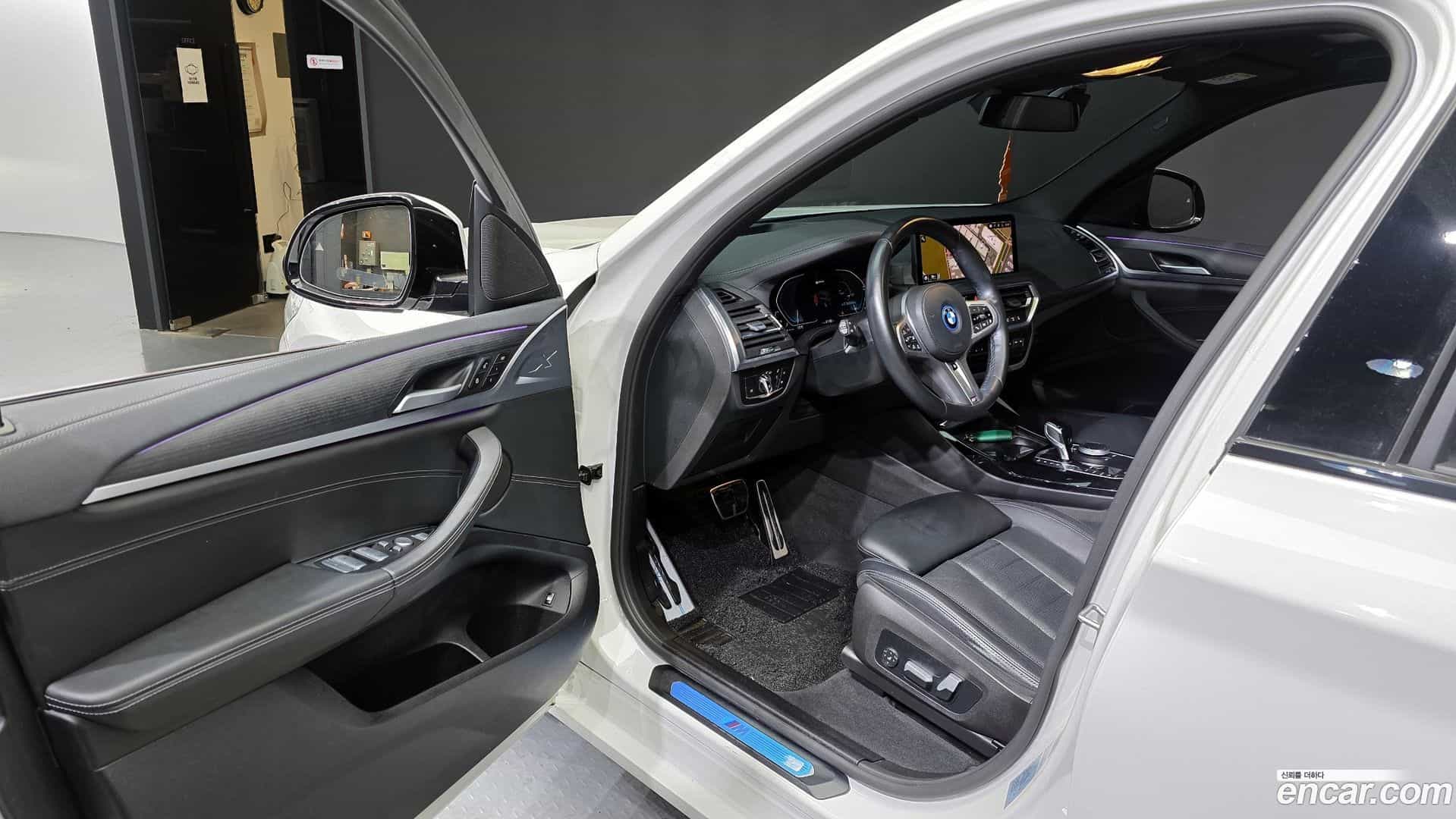 X3 BMW 2023.2-INNER-010