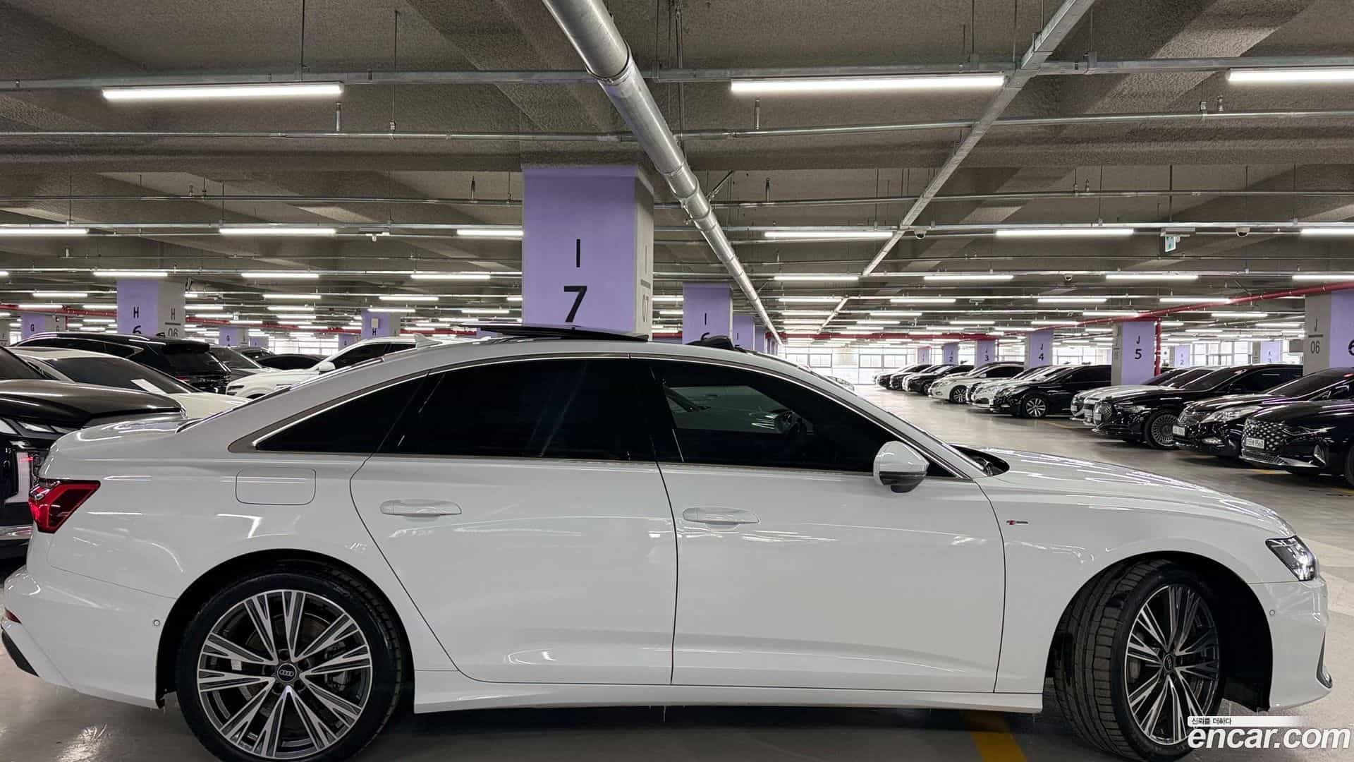 A6 Audi 2022.11-INNER-008