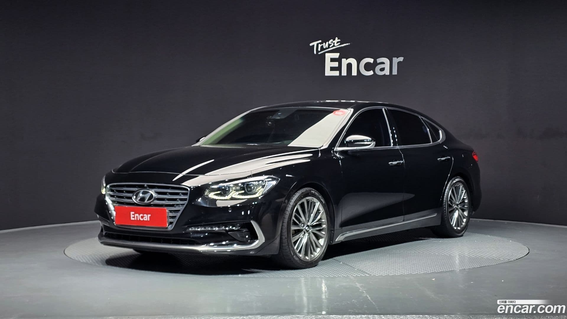 Main__Slider__Photo:Grandeur Hyundai 2016.11-0