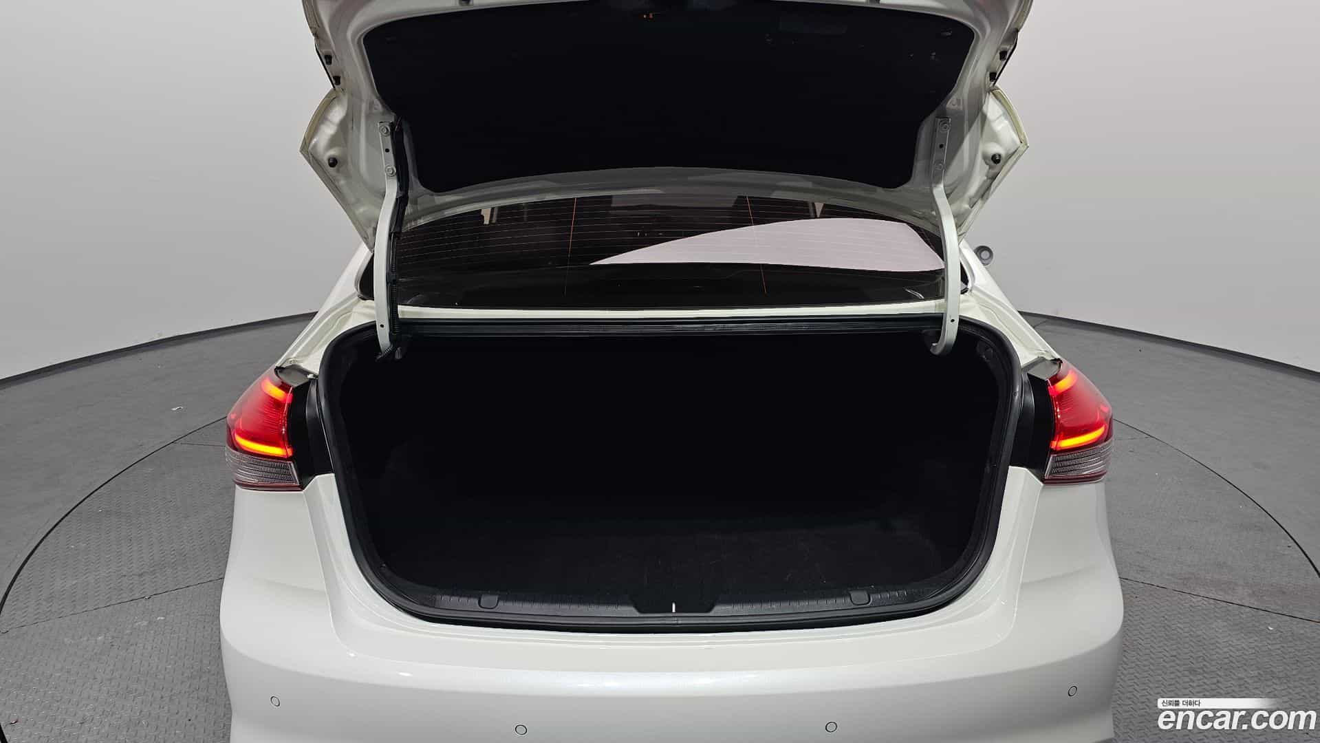 K3 Kia 2017.6-OPTION-024
