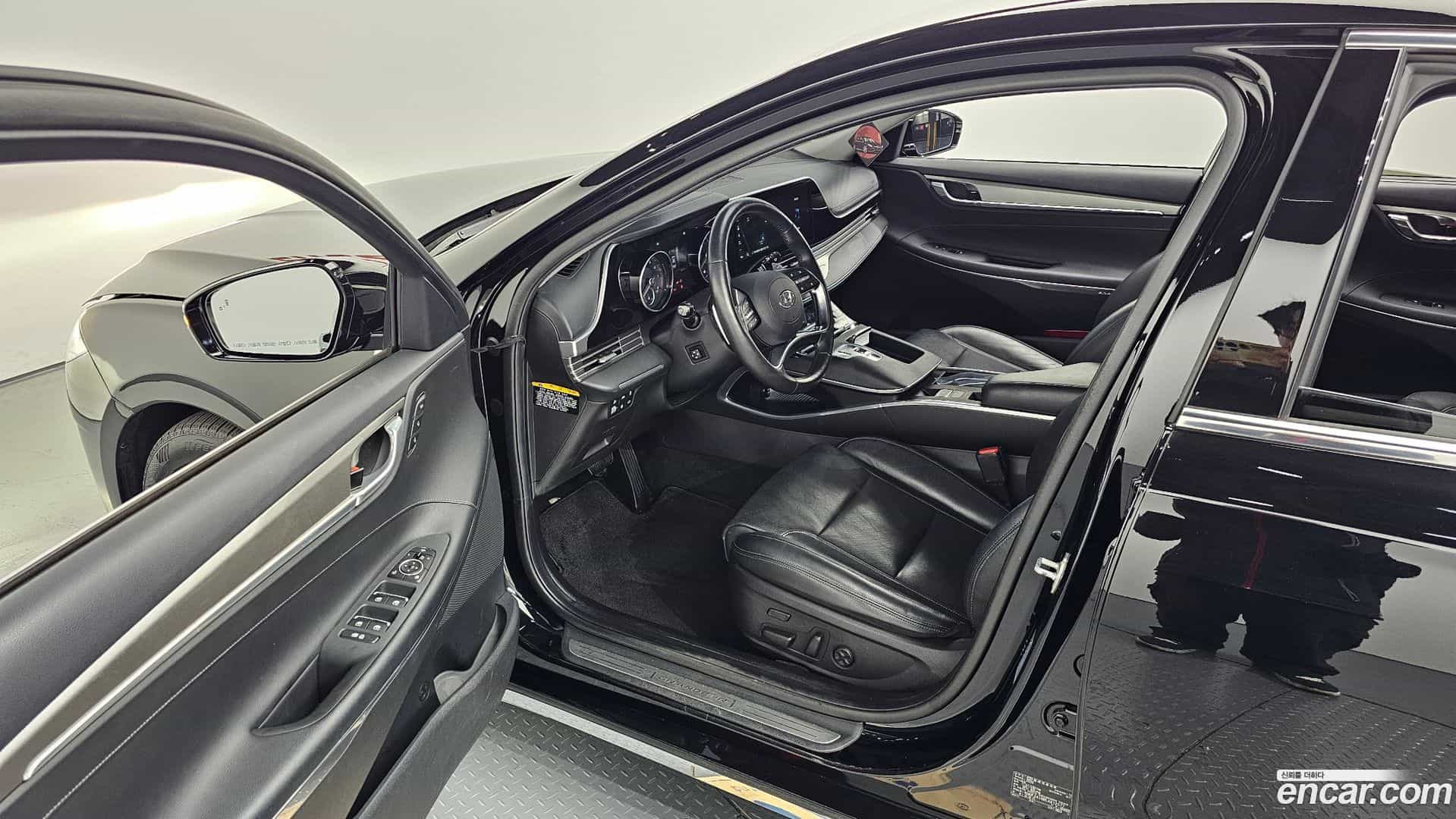 Grandeur Hyundai 2020.1-OPTION-015