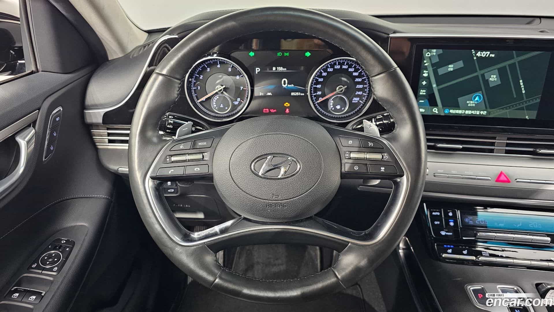 Grandeur Hyundai 2020.1-OPTION-017