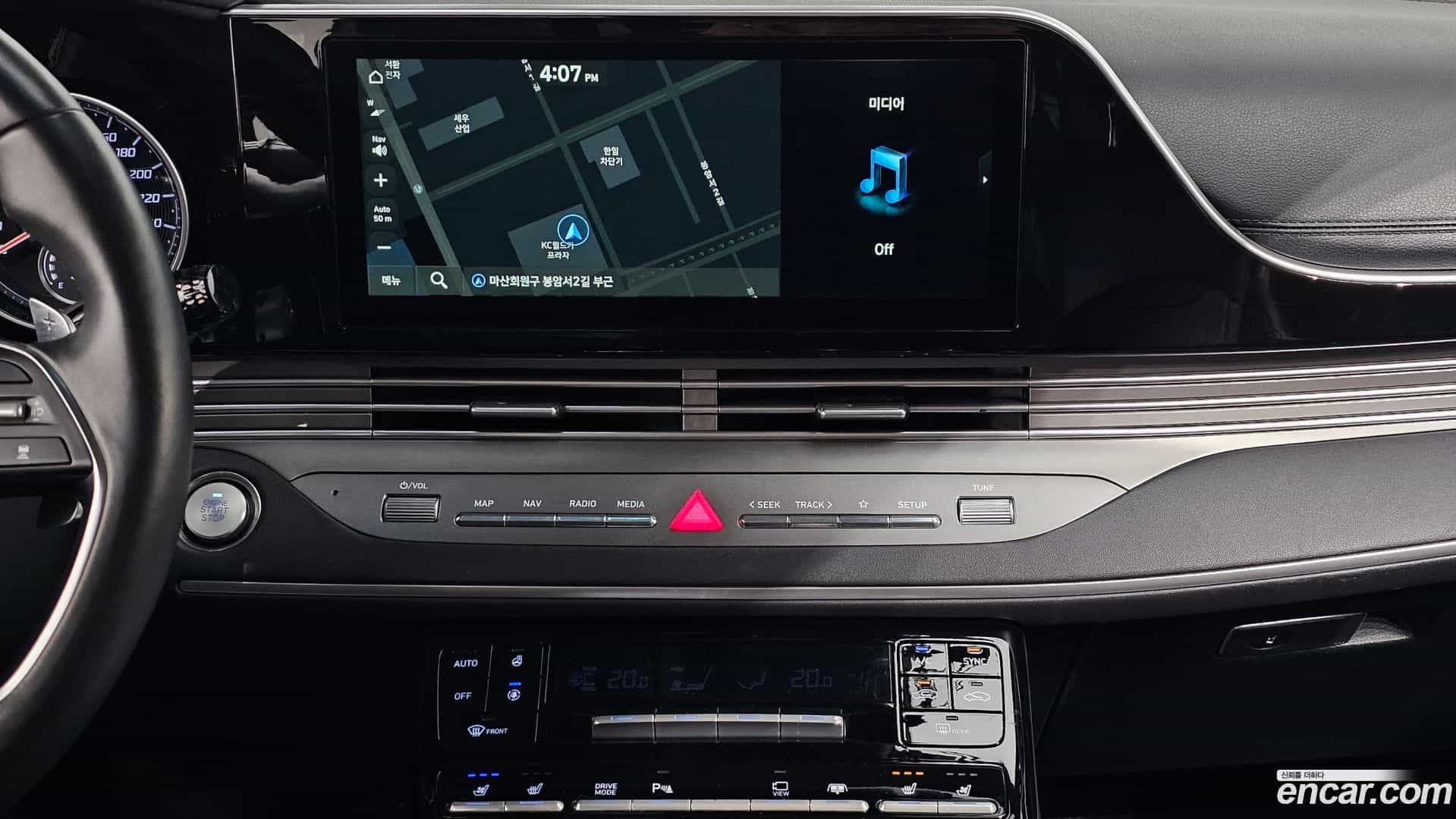 Grandeur Hyundai 2020.1-OPTION-018