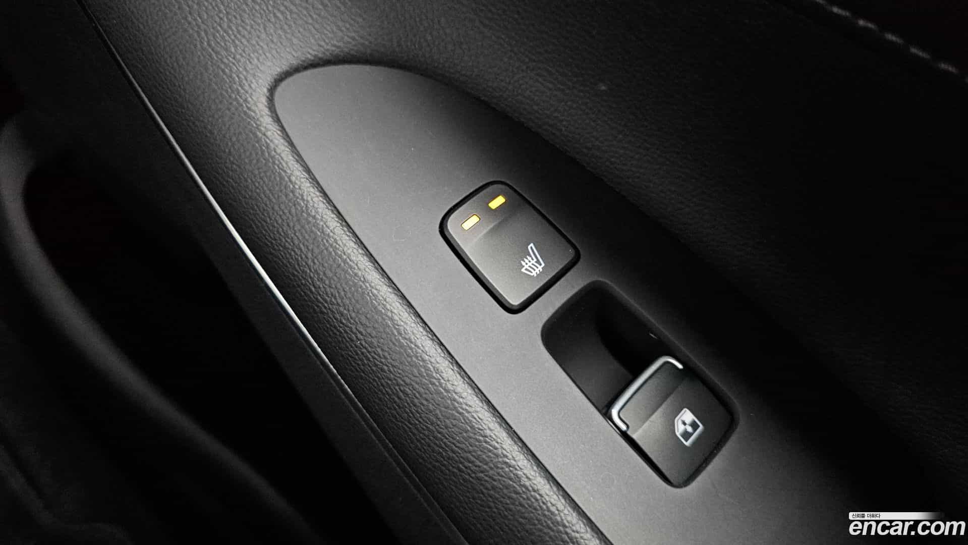 Grandeur Hyundai 2020.1-OPTION-023