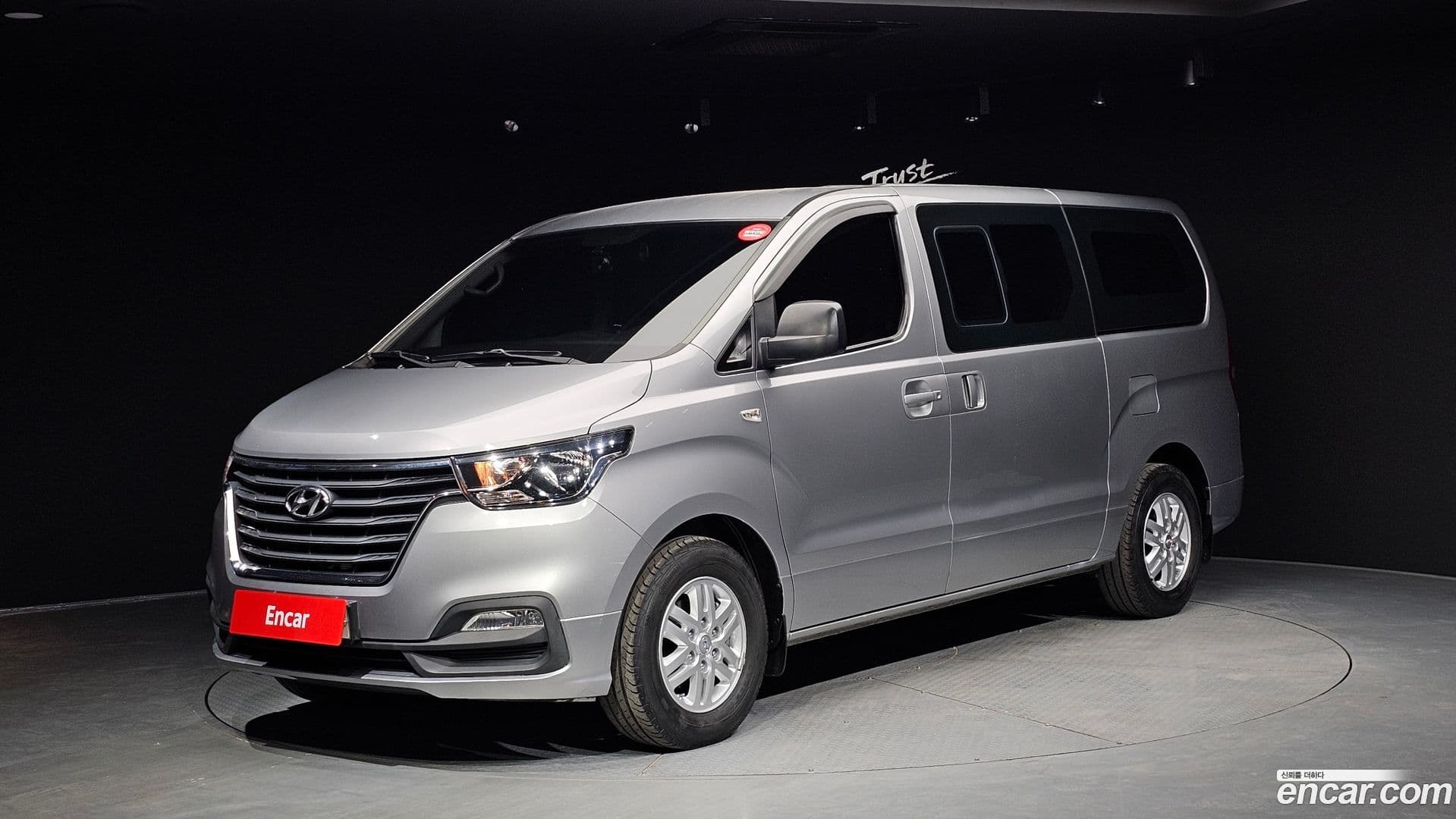 Main__Slider__Photo:Starex Hyundai 2018.6-0
