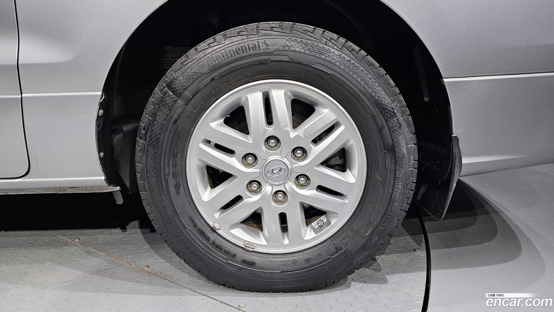 Starex Hyundai 2018.6-OUTER-005