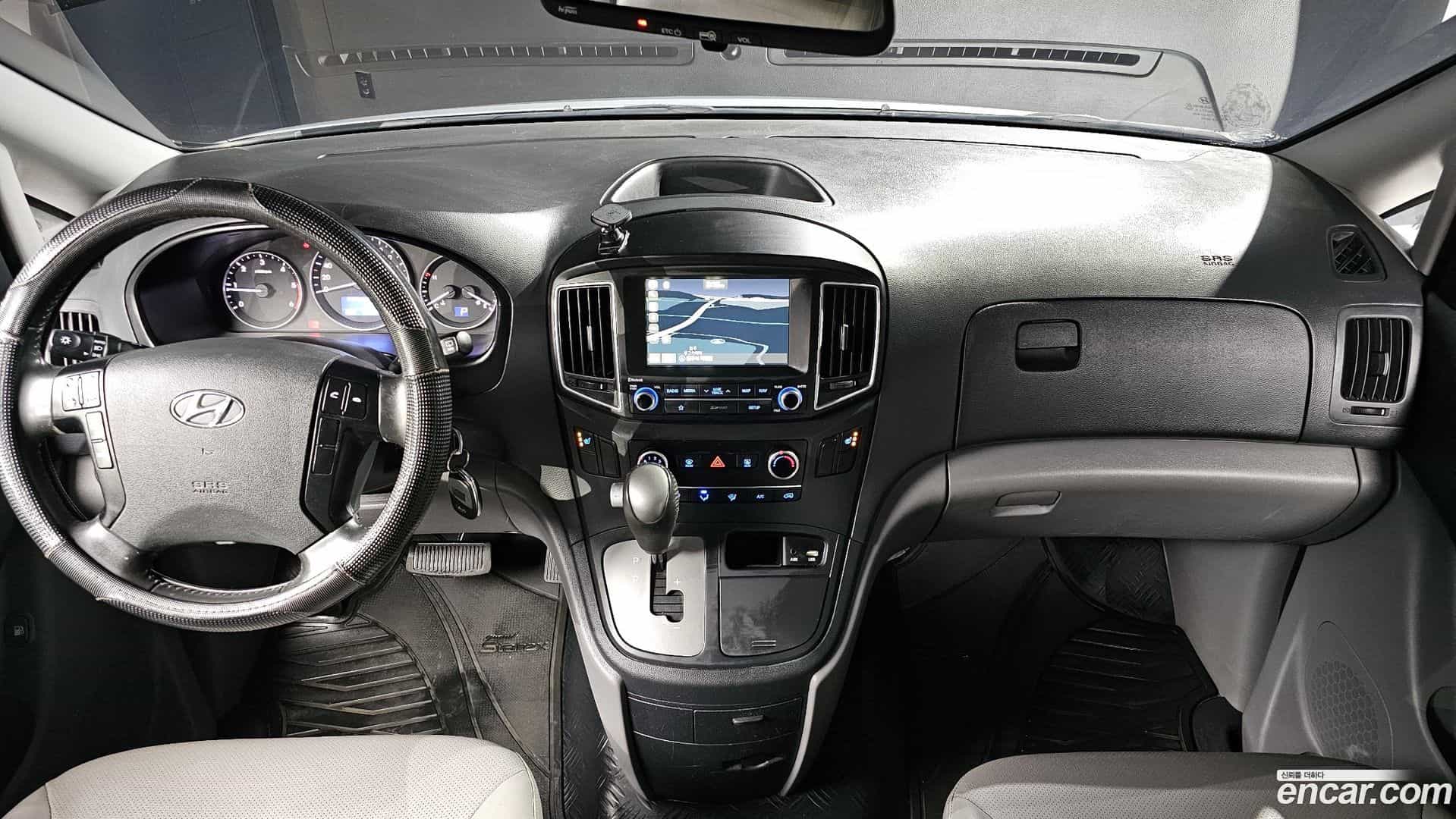 Starex Hyundai 2018.6-INNER-007