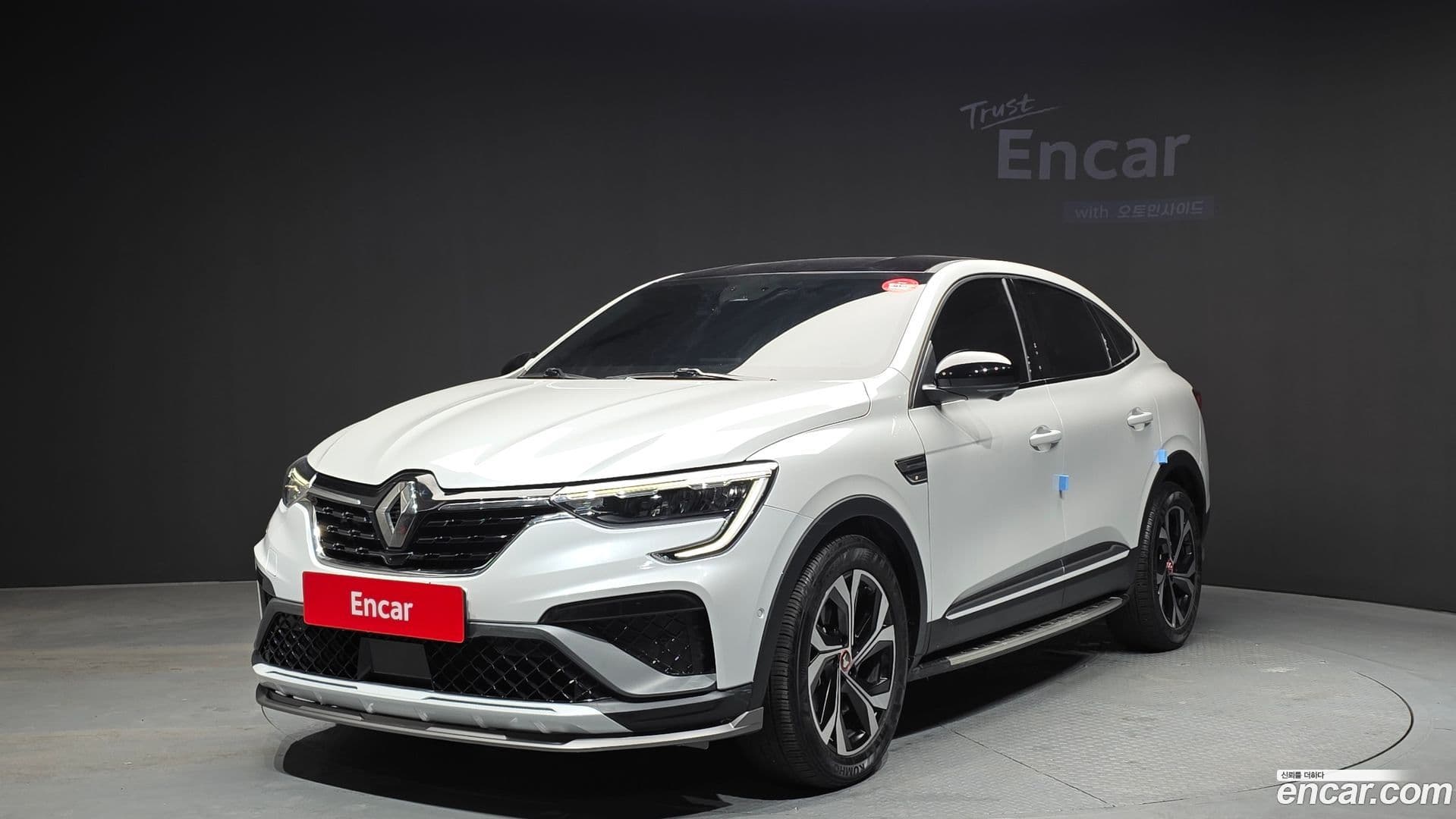 Main__Slider__Photo:XM3 Renault Korea 2023.1-0