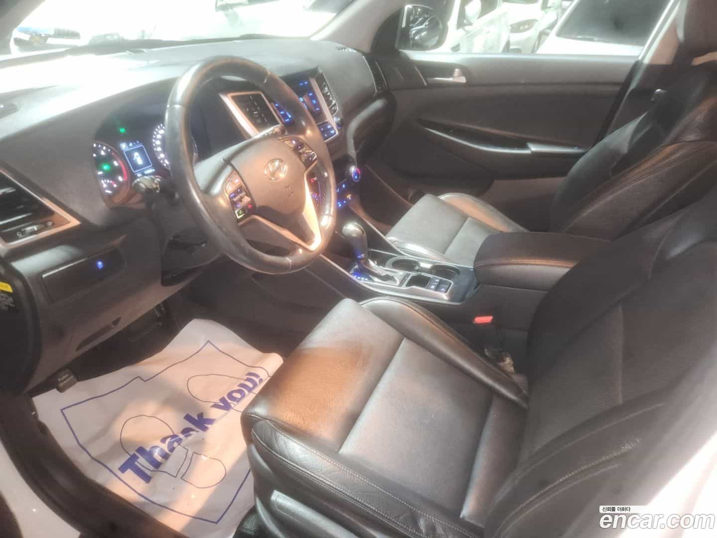 Tucson Hyundai 2016.2-INNER-009