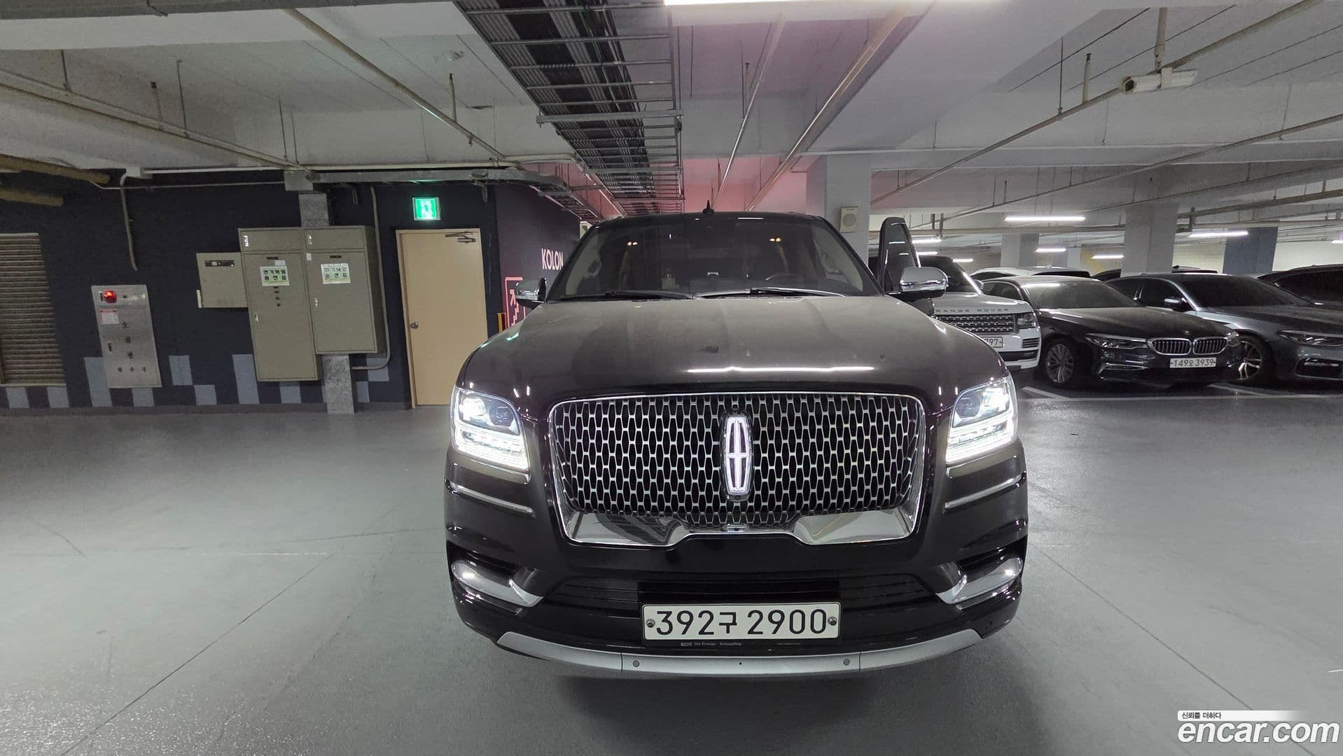 Main__Slider__Photo:Navigator Lincoln 2019.8-0