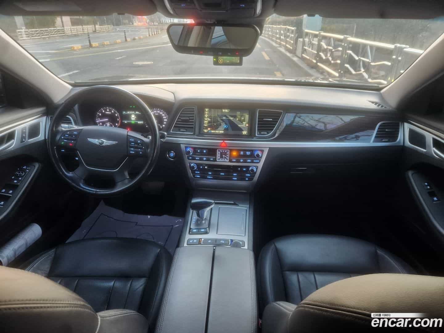 G80 Genesis 2016.8-INNER-010