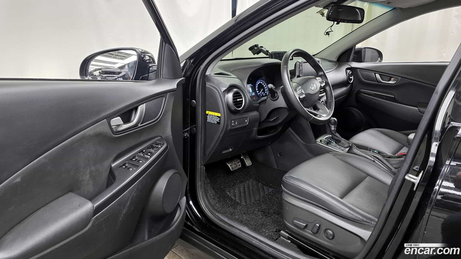 Kona Hyundai 2017.11-INNER-010