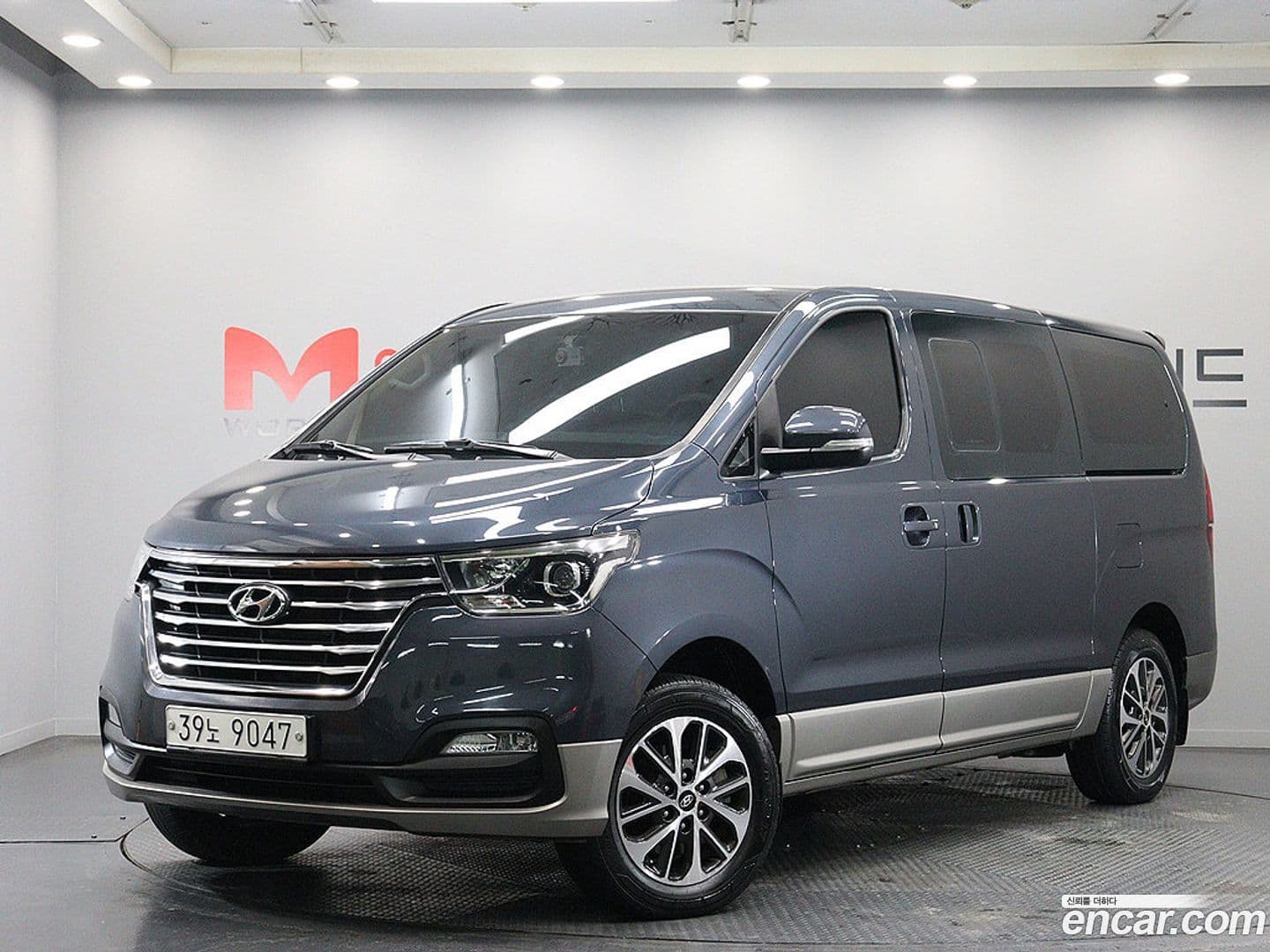 Main__Slider__Photo:Starex Hyundai 2018.6-0