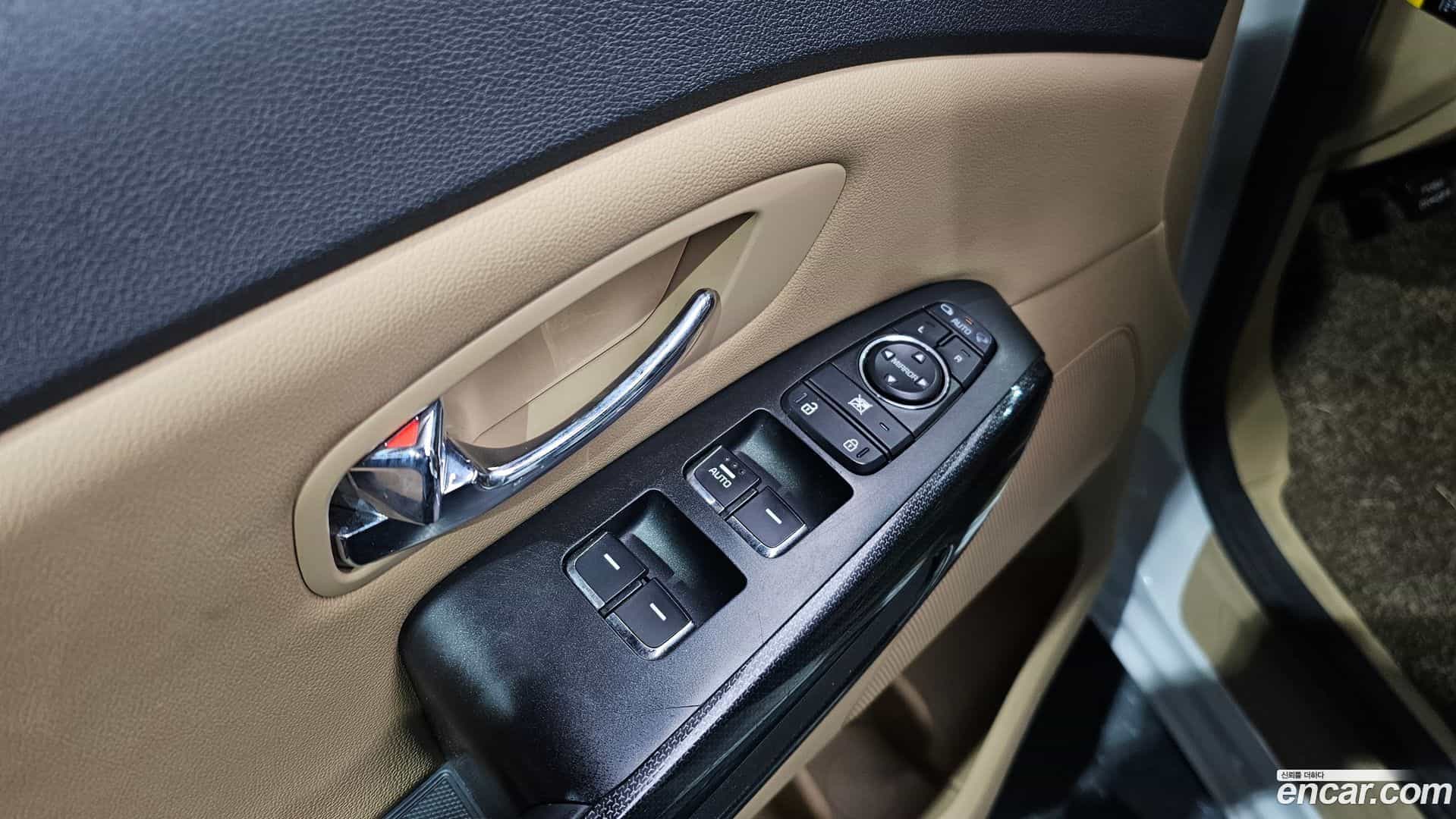 Canival Kia 2017.1-OPTION-021