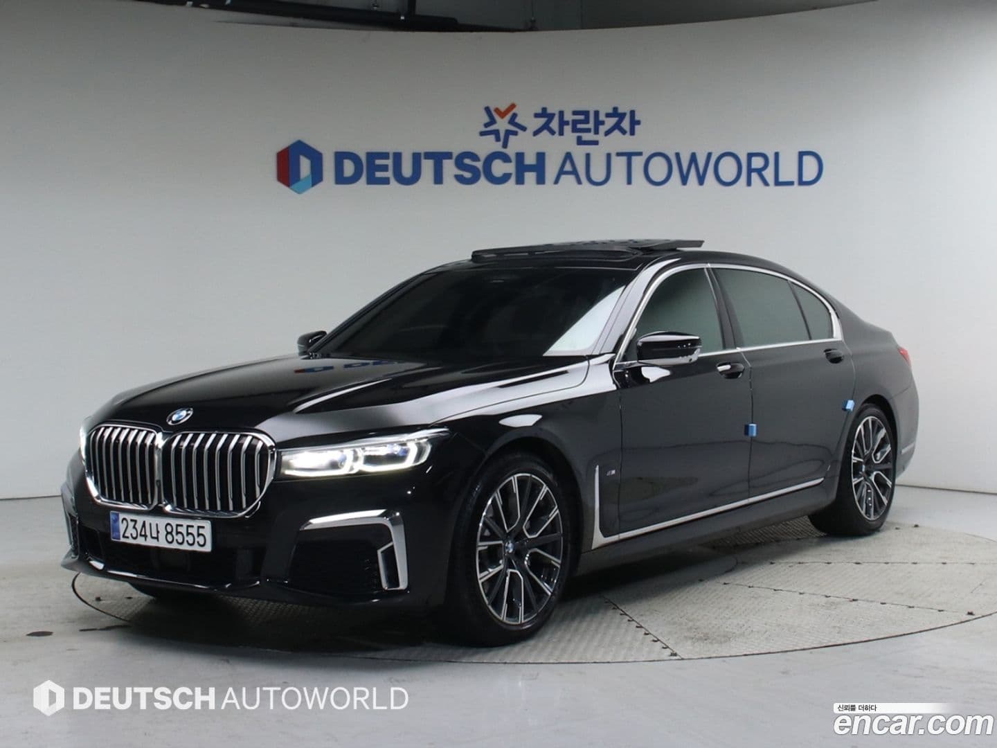 Main__Slider__Photo:7-Series BMW 2019.11-0